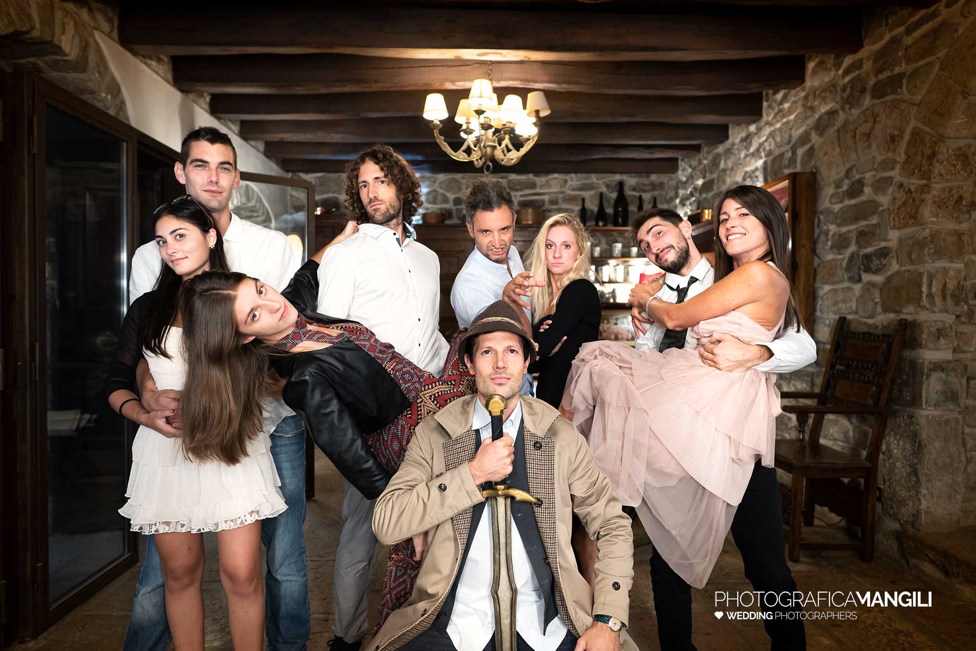 044 fotografo matrimonio reportage wedding ritratto amici sposi castello rossino calolziocorte lecco lago como 044 fotografo matrimonio reportage wedding ritratto amici sposi castello rossino calolziocorte lecco lago como