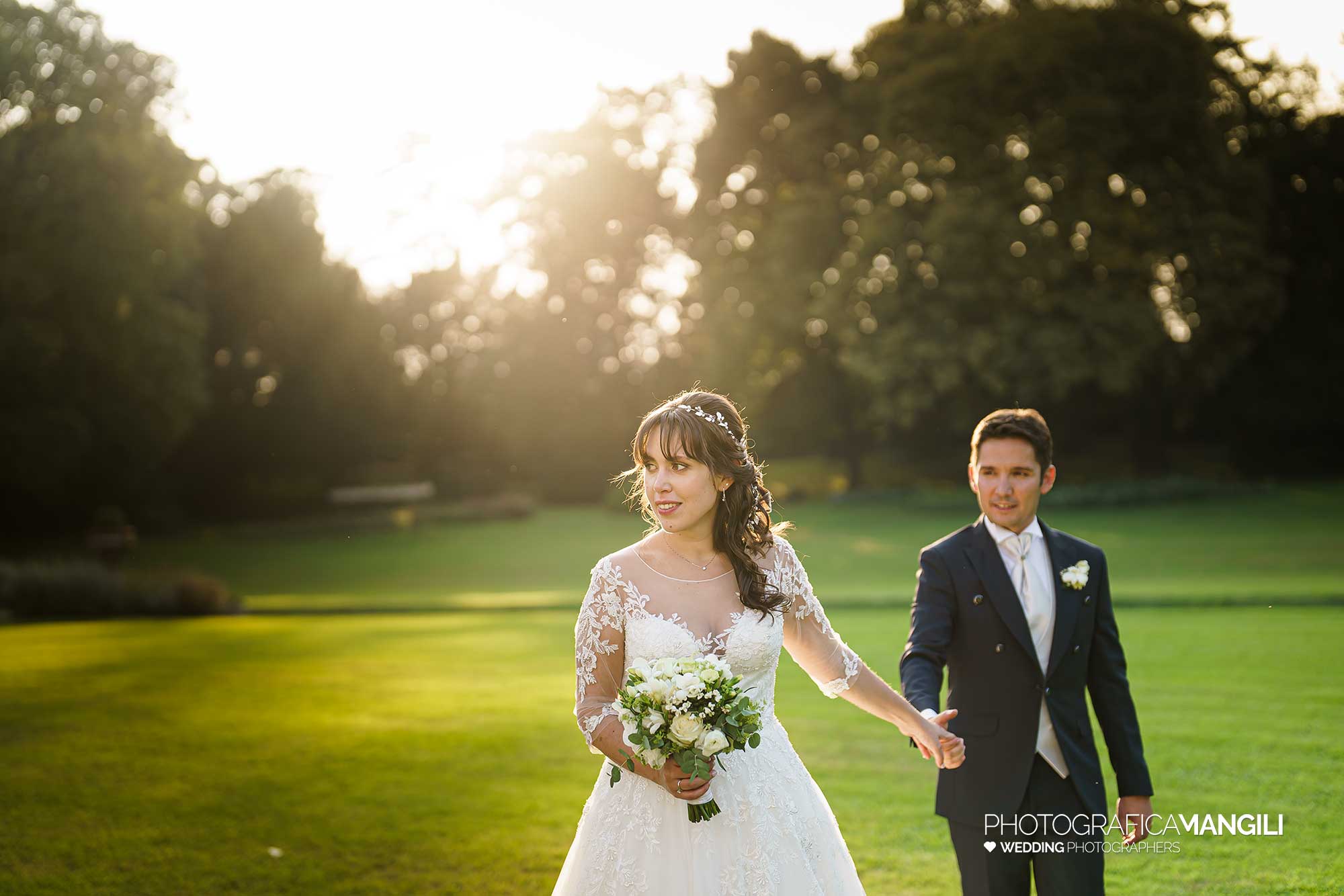 046 fotografo matrimonio reportage real wedding sposi ritratto luce tramonto parco villa zanchi stezzano bergamo 046 fotografo matrimonio reportage real wedding sposi ritratto luce tramonto parco villa zanchi stezzano bergamo