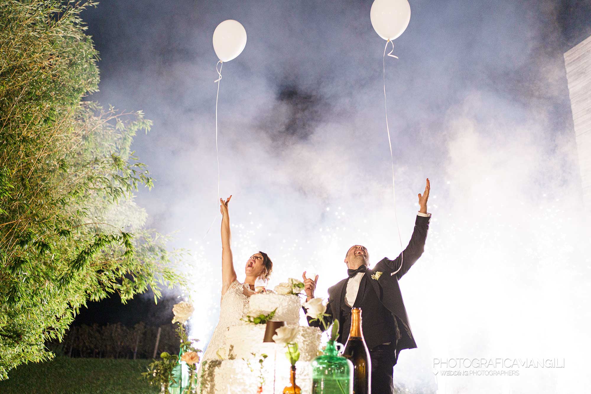 048 foto matrimonio reportage wedding sposi taglio torta bersi serlini provaglio iseo brescia 048 foto matrimonio reportage wedding sposi taglio torta bersi serlini provaglio iseo brescia