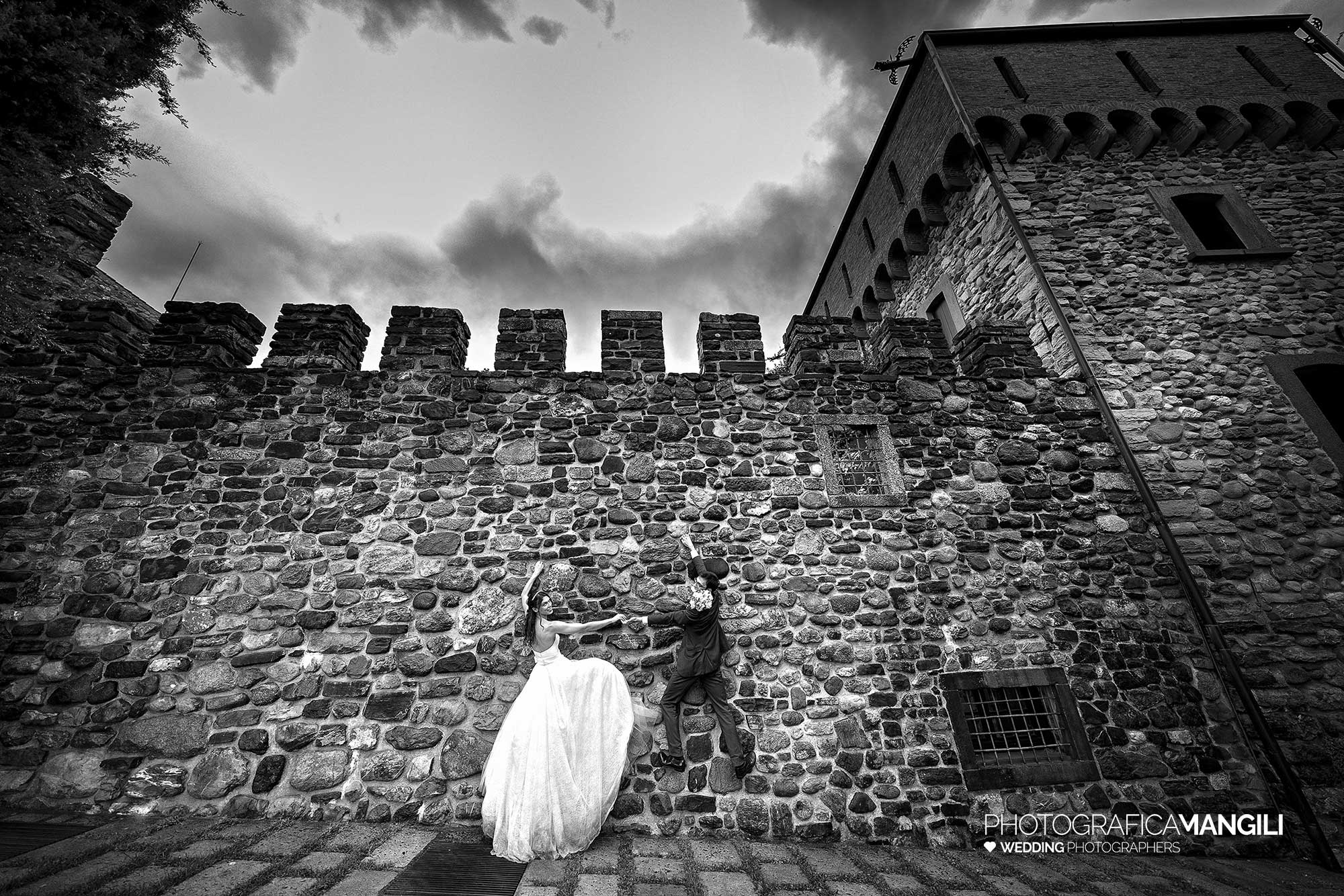 050 fotografo matrimonio reportage wedding sposi climber arrampicata muro castello rossino calolziocorte lecco lago como 050 fotografo matrimonio reportage wedding sposi climber arrampicata muro castello rossino calolziocorte lecco lago como