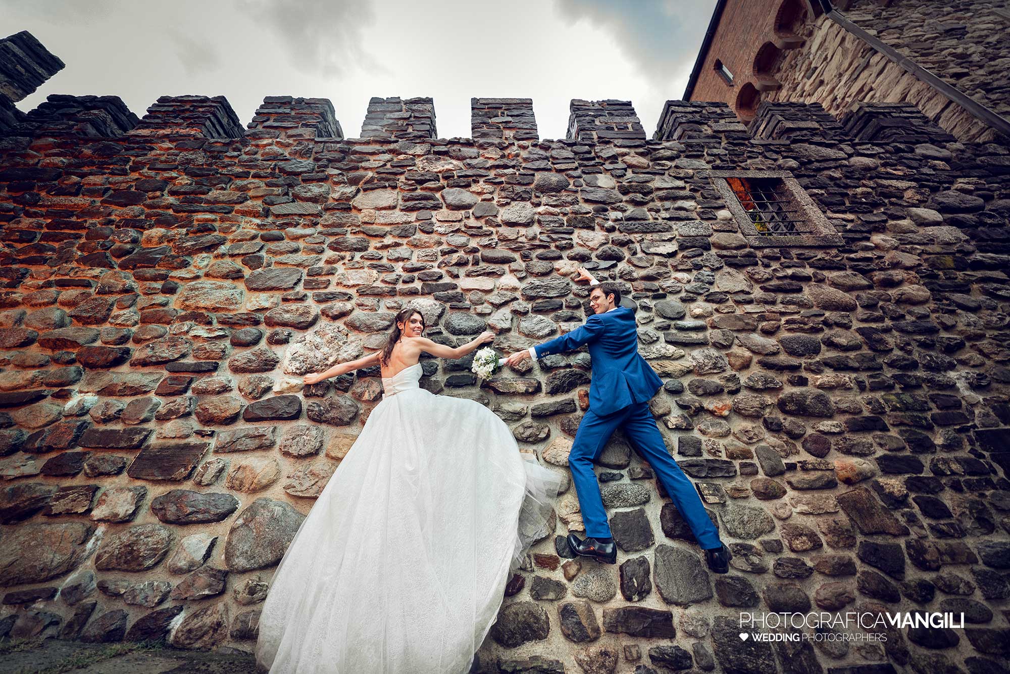051 fotografo matrimonio reportage wedding sposi climber arrampicata muro castello rossino calolziocorte lecco lago como 051 fotografo matrimonio reportage wedding sposi climber arrampicata muro castello rossino calolziocorte lecco lago como