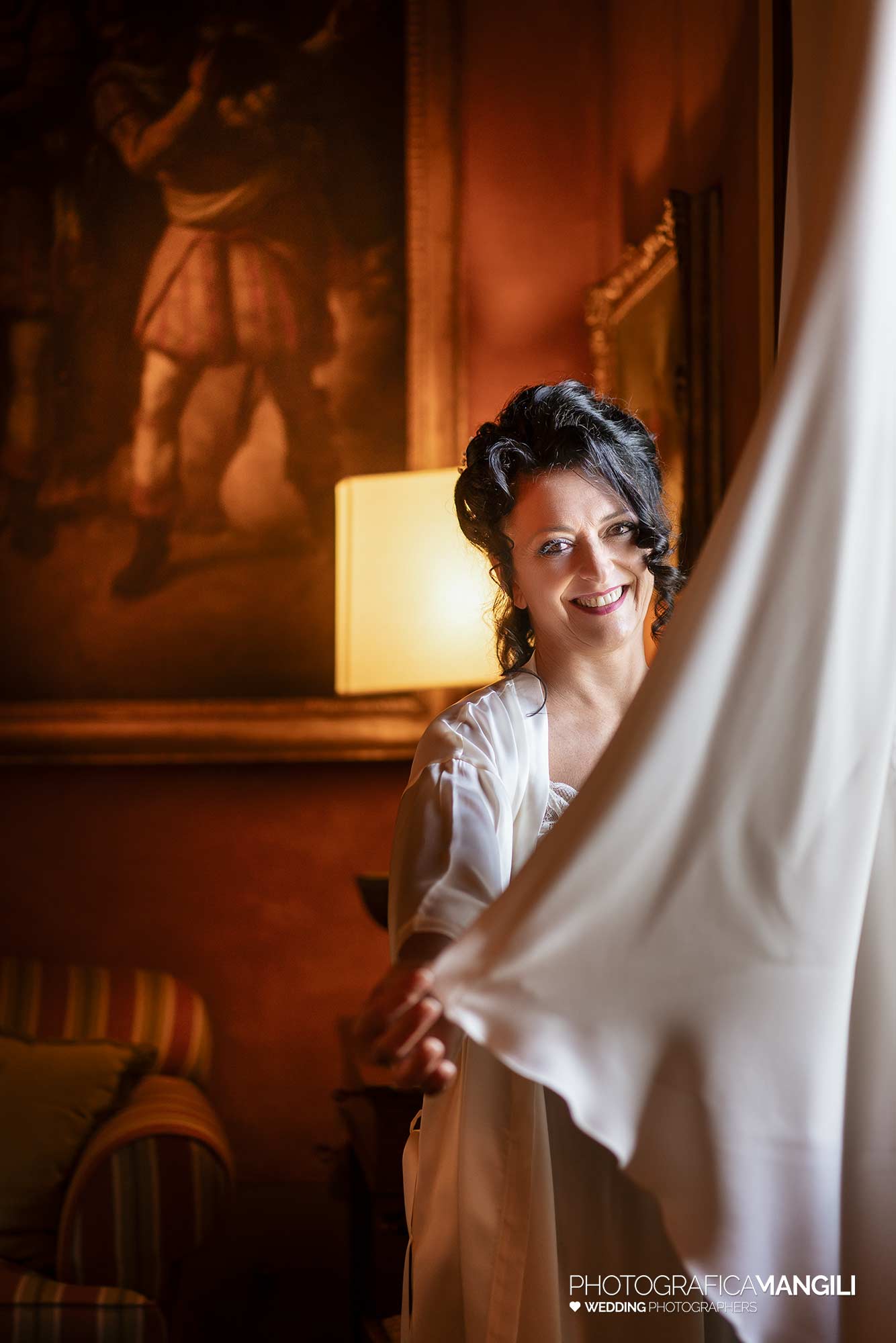 08 fotografo matrimonio reportage wedding preparazione sposa abito castello rossino calolziocorte lecco lago como 08 fotografo matrimonio reportage wedding preparazione sposa abito castello rossino calolziocorte lecco lago como