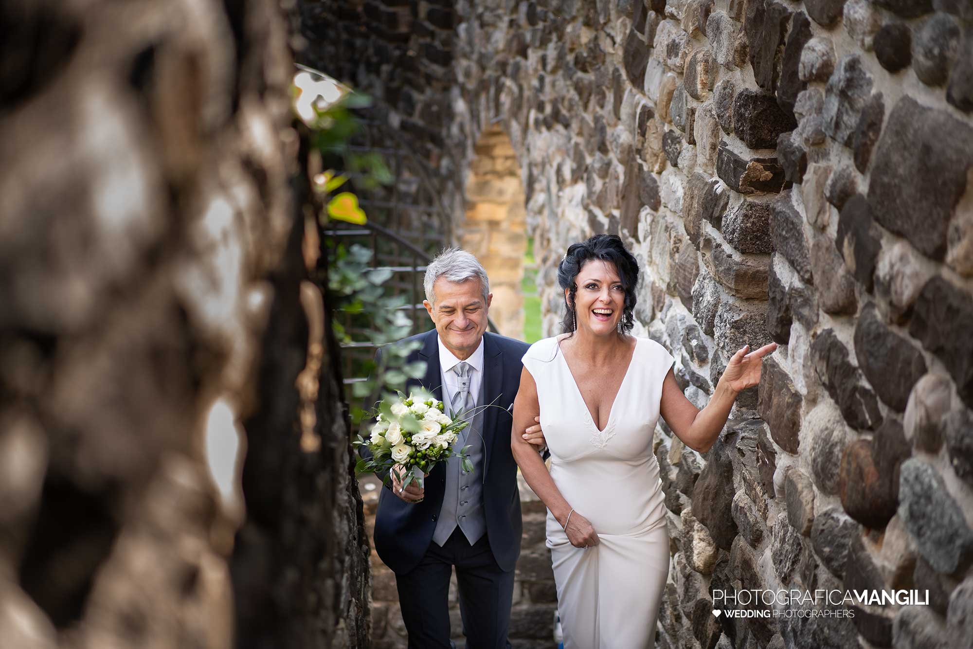 30 fotografo matrimonio reportage wedding ritratto sposi castello rossino calolziocorte lecco lago como 30 fotografo matrimonio reportage wedding ritratto sposi castello rossino calolziocorte lecco lago como