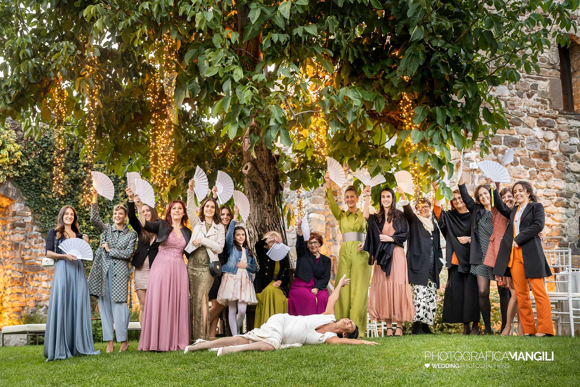 41 fotografo matrimonio reportage wedding amiche sposa castello rossino calolziocorte lecco lago como 41 fotografo matrimonio reportage wedding amiche sposa castello rossino calolziocorte lecco lago como