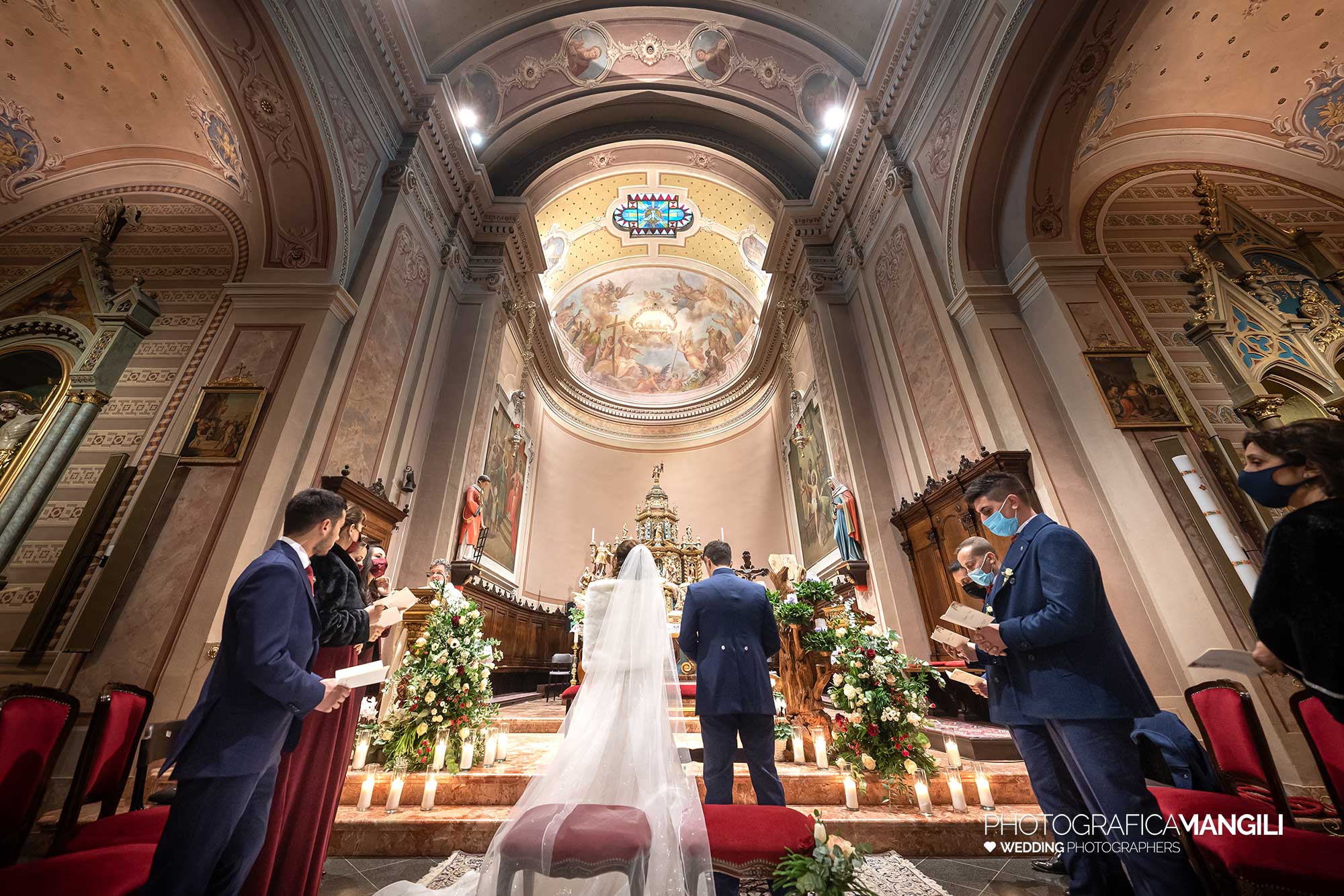 019 fotografo matrimonio wedding reportage sposi chiesa cerimonia religiosa lecco 019 fotografo matrimonio wedding reportage sposi chiesa cerimonia religiosa lecco