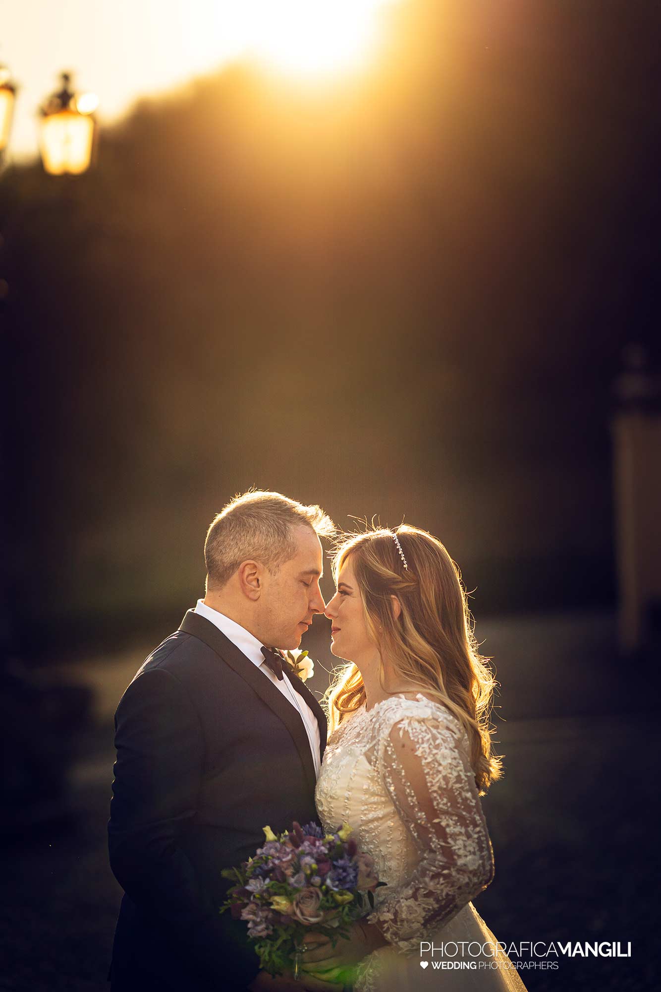 025 fotografo matrimonio wedding reportage ritratto sposi luci tramonto parco villa baiana franciacorta brescia 025 fotografo matrimonio wedding reportage ritratto sposi luci tramonto parco villa baiana franciacorta brescia