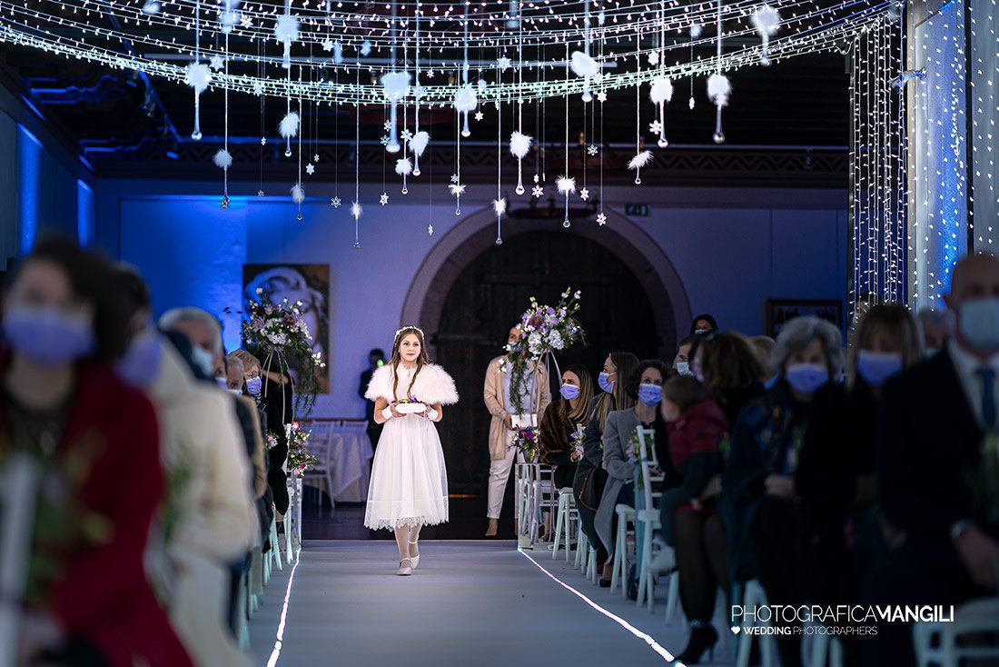 028 fotografo matrimonio wedding reportage sposi ingresso damigella rito civile villa baiana franciacorta brescia 028 fotografo matrimonio wedding reportage sposi ingresso damigella rito civile villa baiana franciacorta brescia