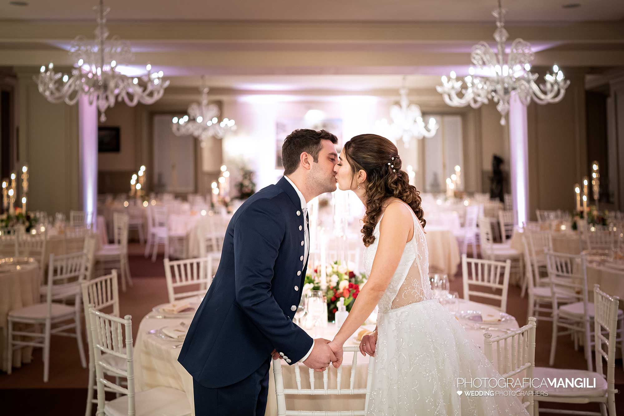 032 fotografo matrimonio wedding reportage ritratto sposi salone ricevimenti villa acquaroli carvico bergamo 032 fotografo matrimonio wedding reportage ritratto sposi salone ricevimenti villa acquaroli carvico bergamo