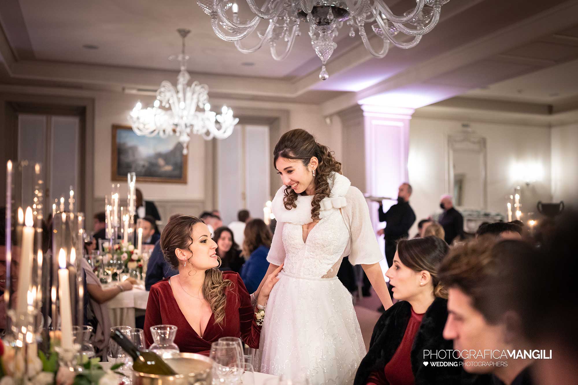 038 fotografo matrimonio wedding reportage sposa amiche villa acquaroli carvico bergamo 038 fotografo matrimonio wedding reportage sposa amiche villa acquaroli carvico bergamo