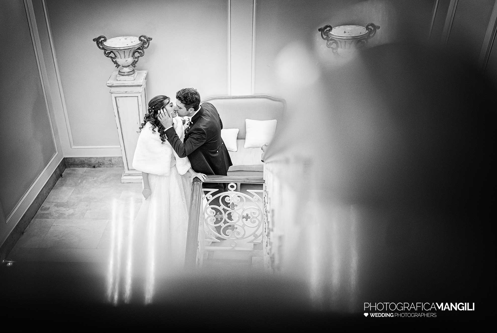 039 fotografo matrimonio wedding reportage ritratto sposi scala villa acquaroli carvico bergamo 039 fotografo matrimonio wedding reportage ritratto sposi scala villa acquaroli carvico bergamo