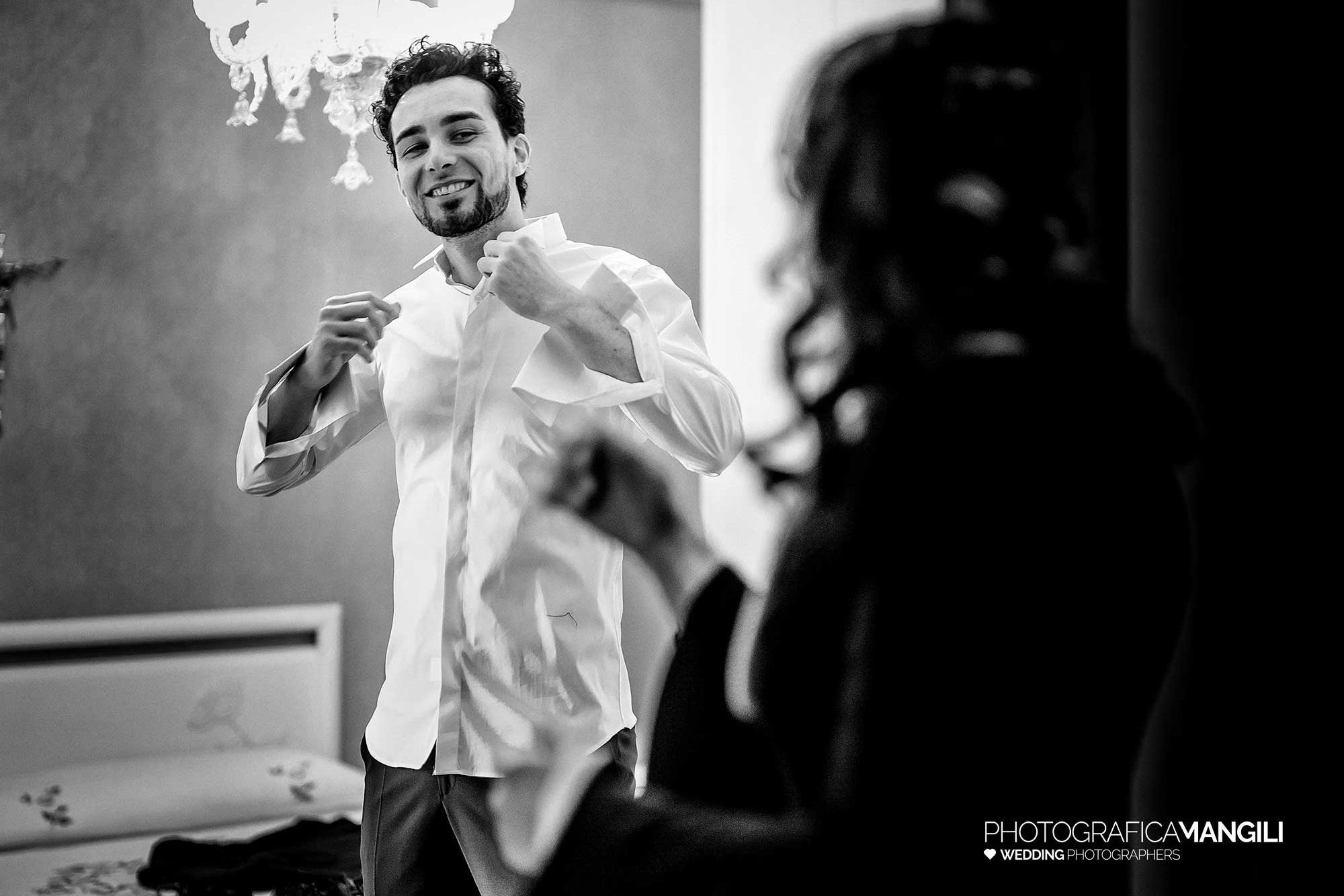 002 immagini matrimonio wedding reportage preparazione sposo brescia arianna riccardo 1 002 immagini matrimonio wedding reportage preparazione sposo brescia arianna riccardo 1