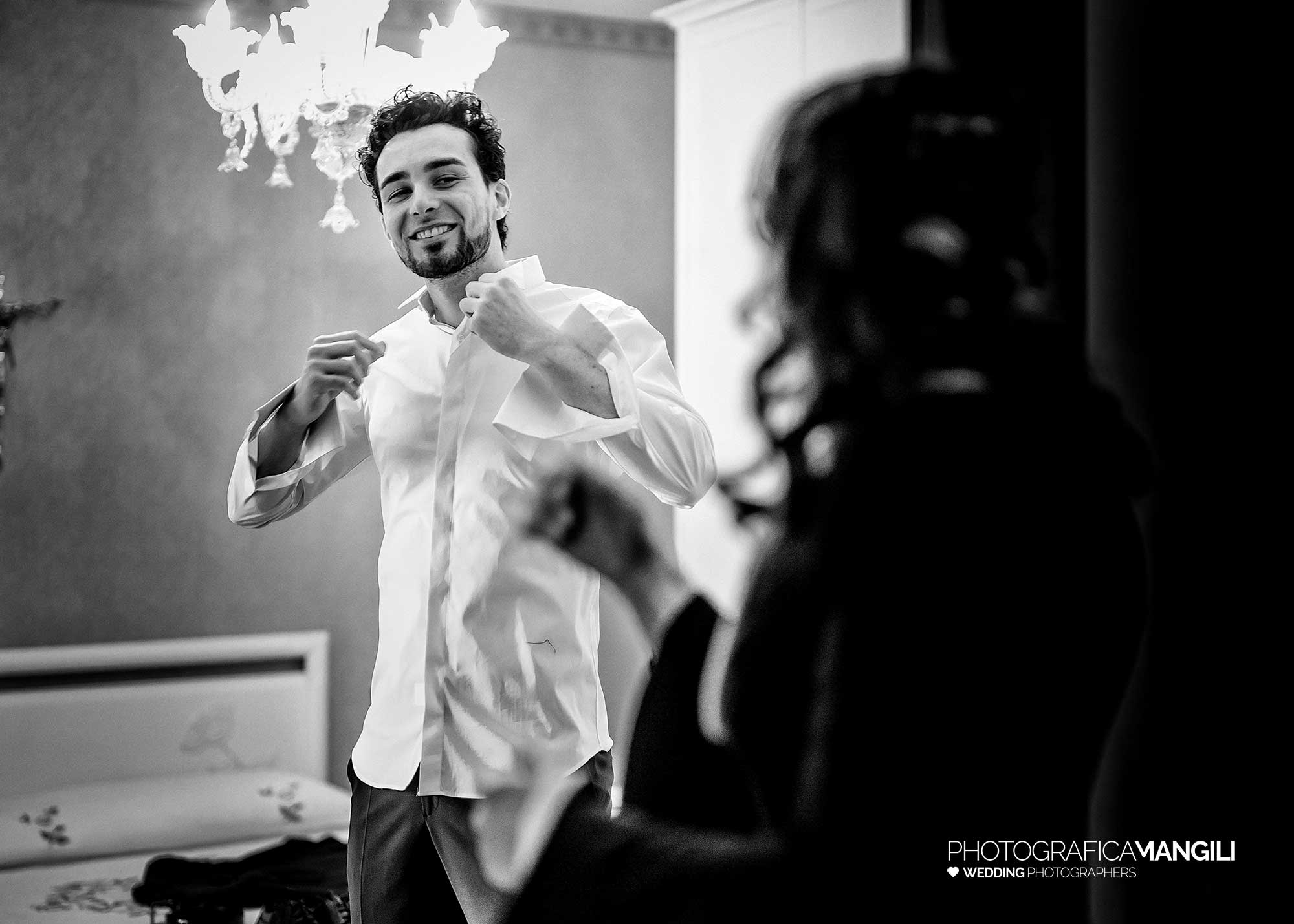 002 immagini matrimonio wedding reportage preparazione sposo brescia arianna riccardo 002 immagini matrimonio wedding reportage preparazione sposo brescia arianna riccardo
