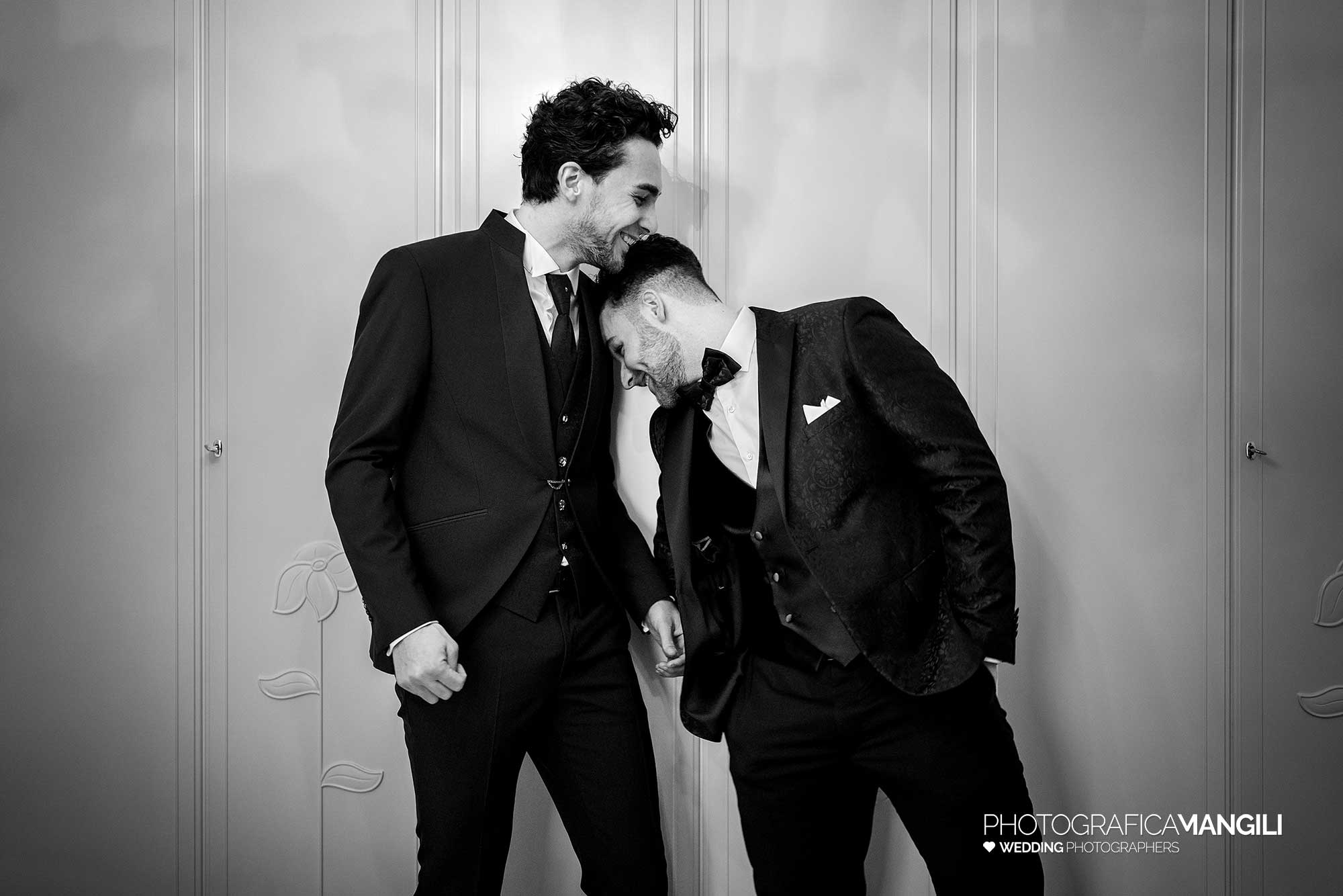 007 fotografo matrimonio wedding reportage preparazione testimone sposo brescia arianna riccardo 007 fotografo matrimonio wedding reportage preparazione testimone sposo brescia arianna riccardo