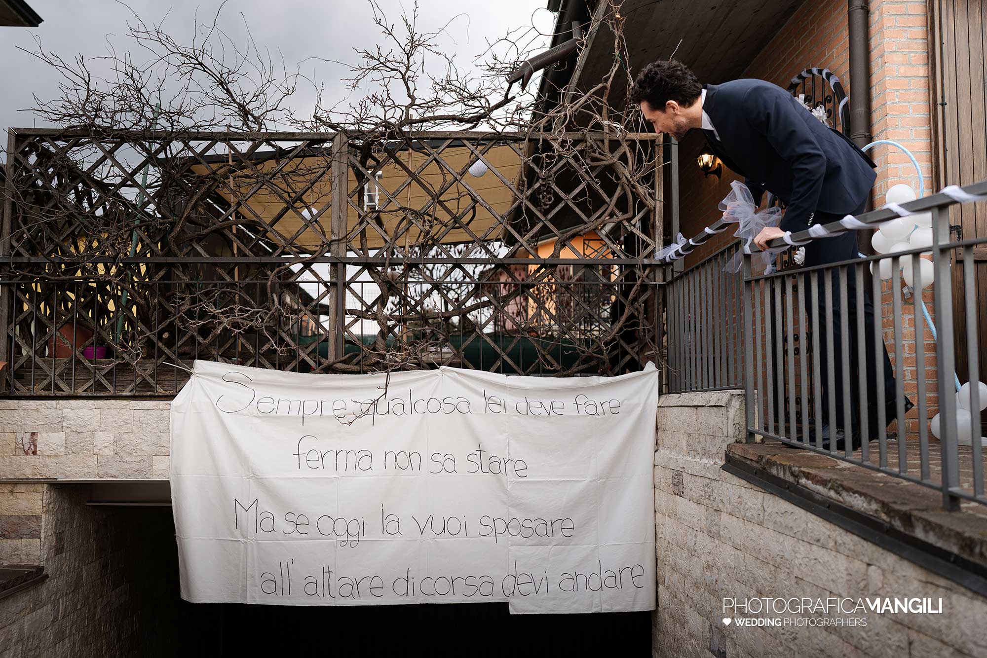 012 fotografo matrimonio wedding reportage preparazione casa sposo strisicone brescia arianna riccardo 012 fotografo matrimonio wedding reportage preparazione casa sposo strisicone brescia arianna riccardo