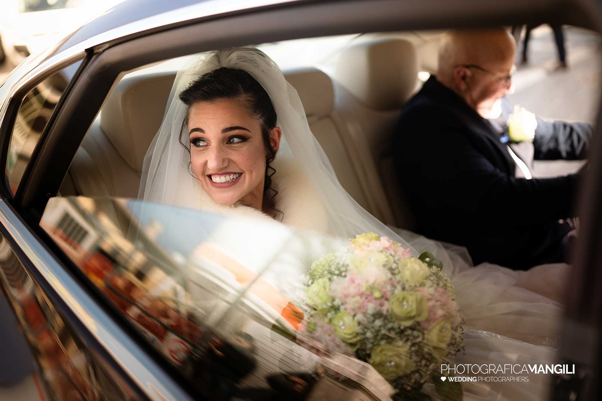 026 immagini matrimonio wedding reportage arrivo macchina sposa brescia arianna riccardo 026 immagini matrimonio wedding reportage arrivo macchina sposa brescia arianna riccardo