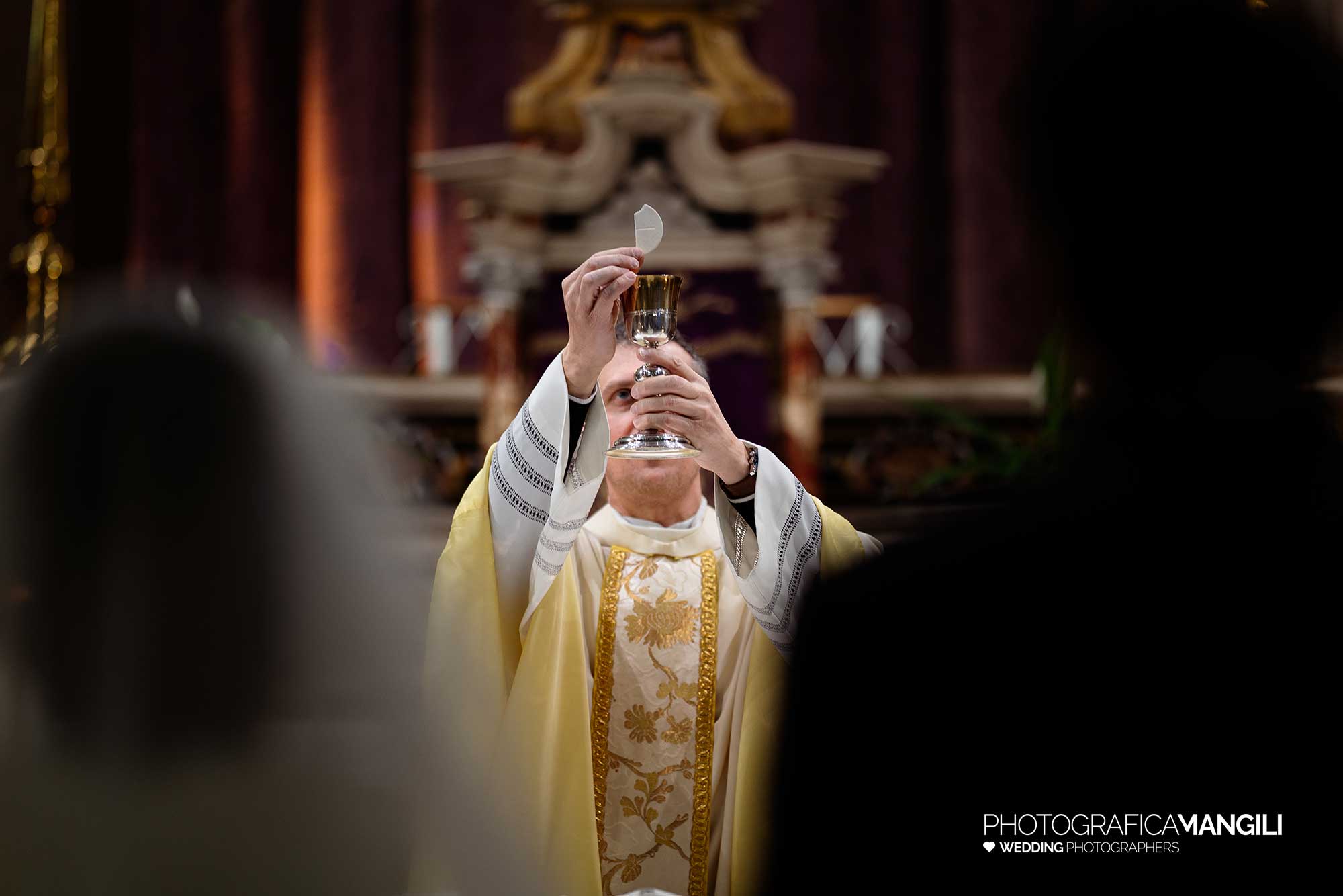 040 fotografo matrimonio wedding reportage sposi chiesa rito religioso brescia arianna riccardo 040 fotografo matrimonio wedding reportage sposi chiesa rito religioso brescia arianna riccardo