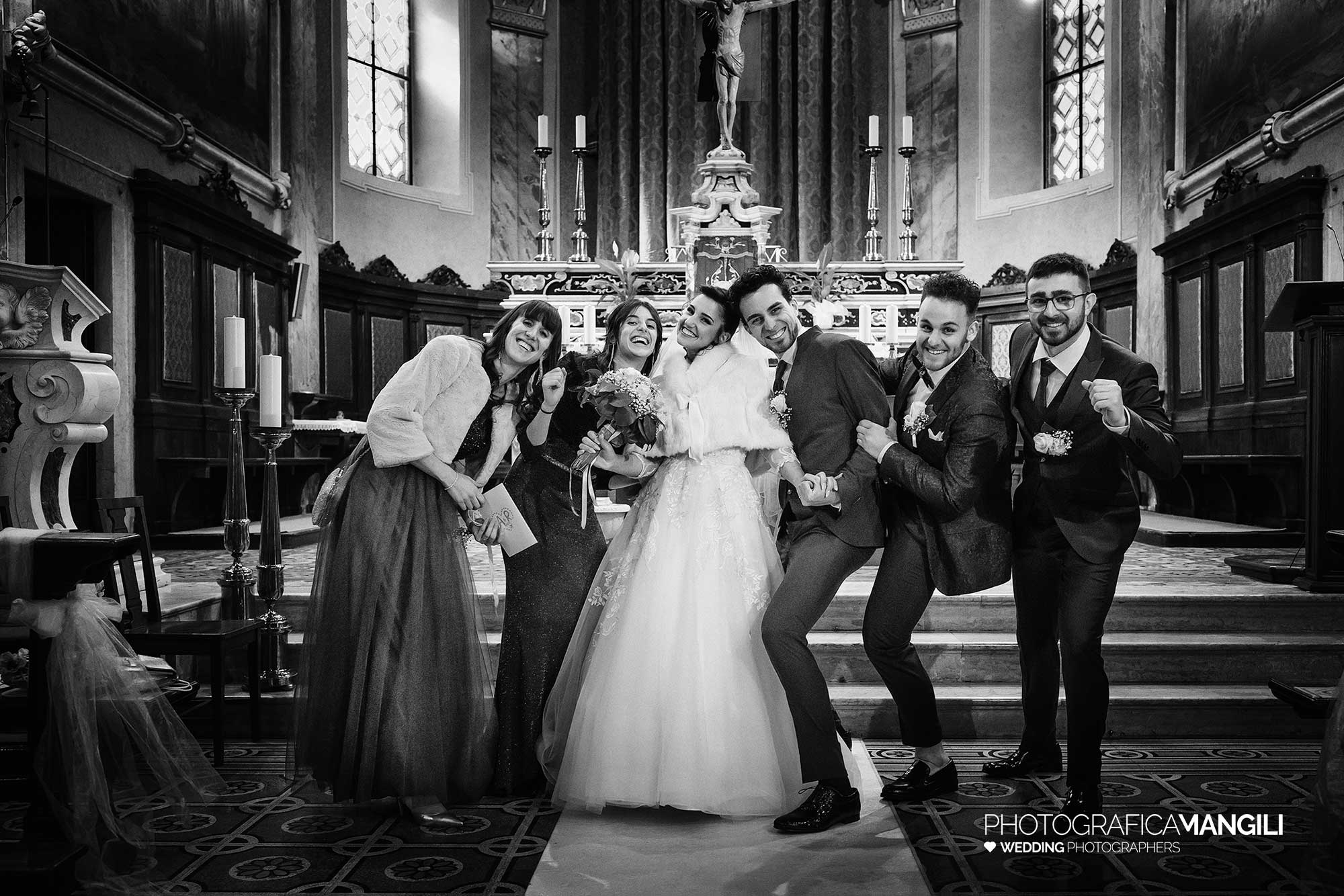 042 foto nozze wedding reportage sposi chiesa testimoni brescia arianna riccardo 042 foto nozze wedding reportage sposi chiesa testimoni brescia arianna riccardo