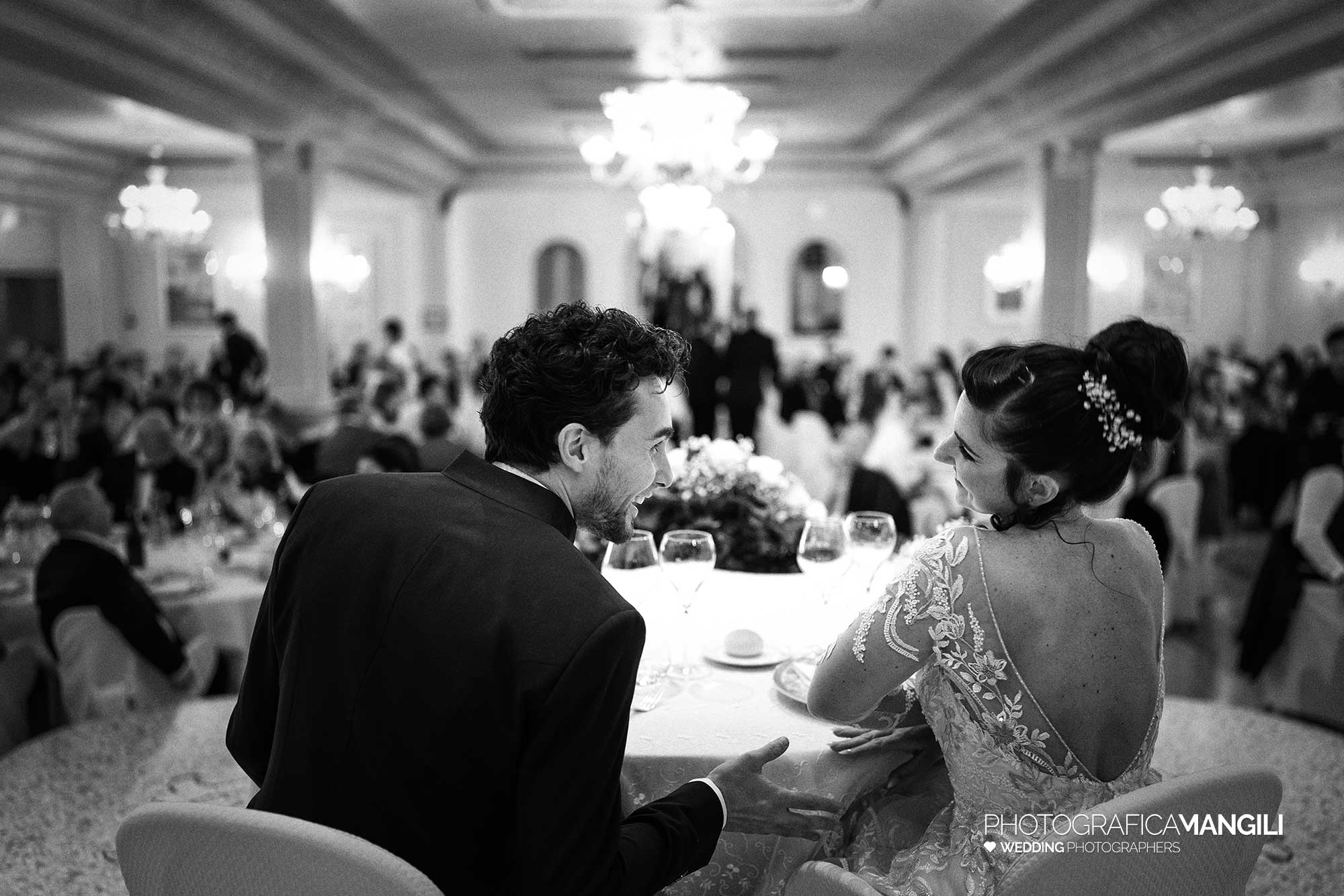 082 fotografo matrimonio wedding reportage pranzo festsa sposi villa baiana franciacorta brescia arianna riccardo 082 fotografo matrimonio wedding reportage pranzo festsa sposi villa baiana franciacorta brescia arianna riccardo