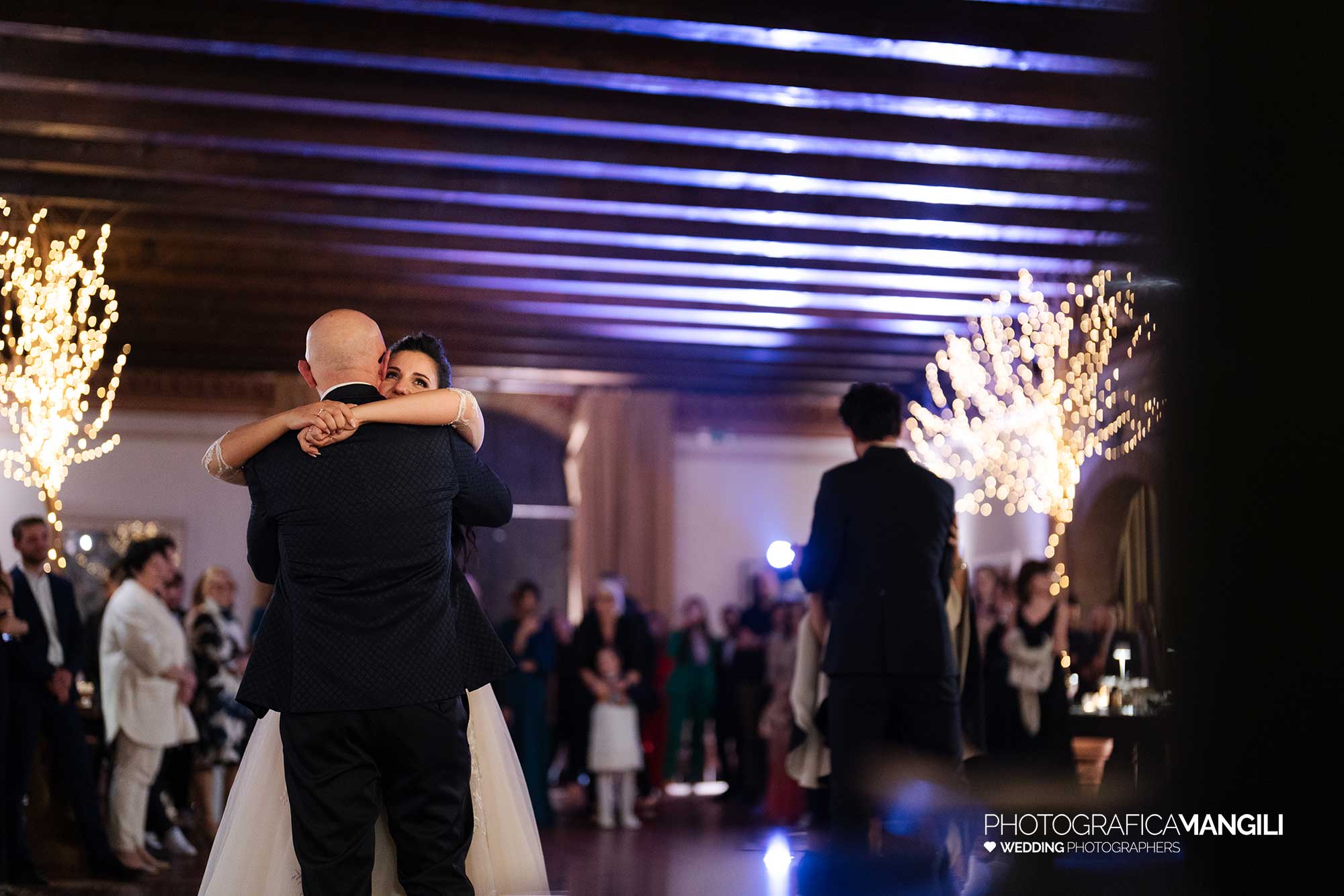 106 fotografo matrimonio wedding reportage festa ballo sposa con papà villa baiana franciacorta brescia arianna riccardo 106 fotografo matrimonio wedding reportage festa ballo sposa con papà villa baiana franciacorta brescia arianna riccardo