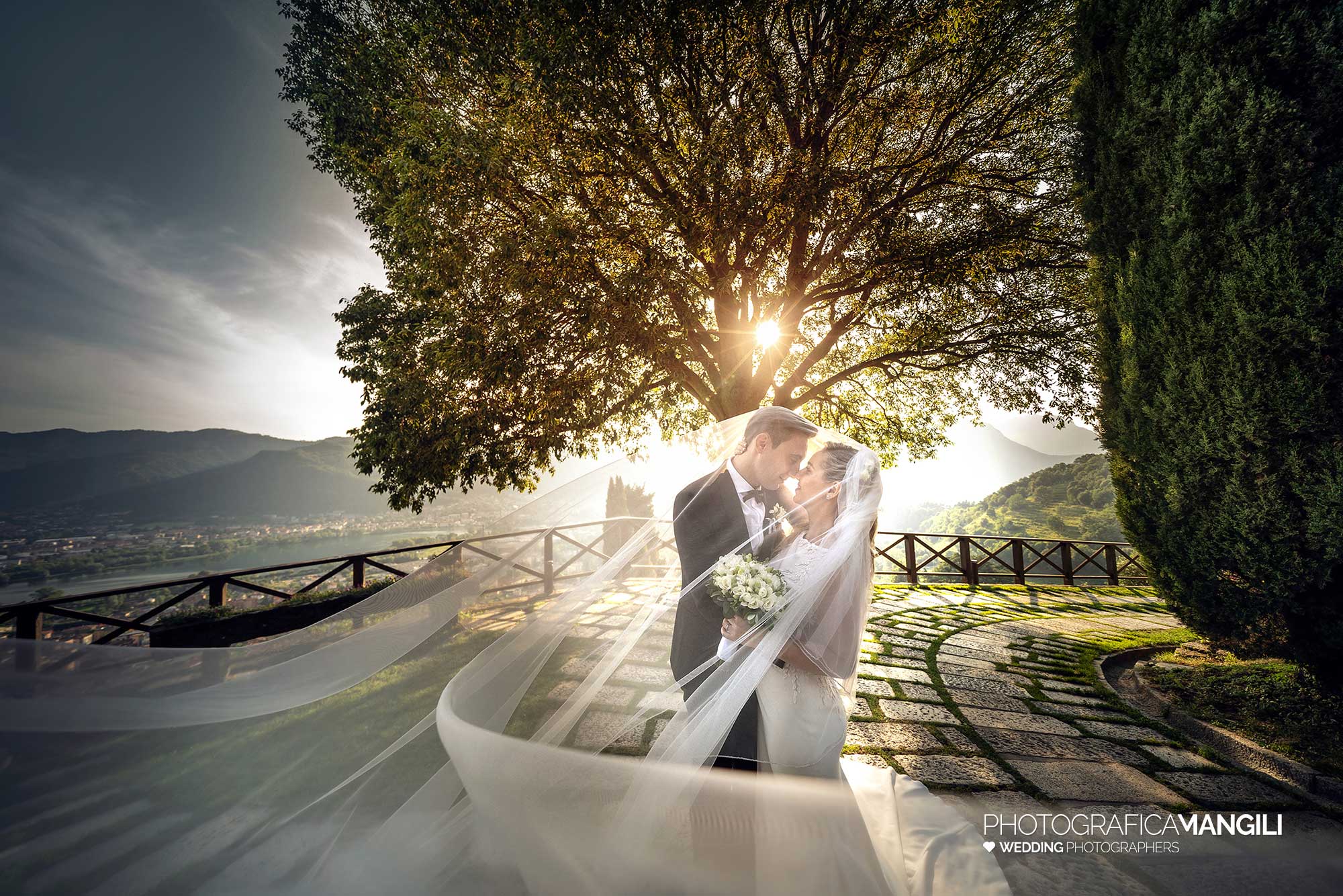 060 italian wedding photographer castle rossino italy romantic kiss 060 italian wedding photographer castle rossino italy romantic kiss