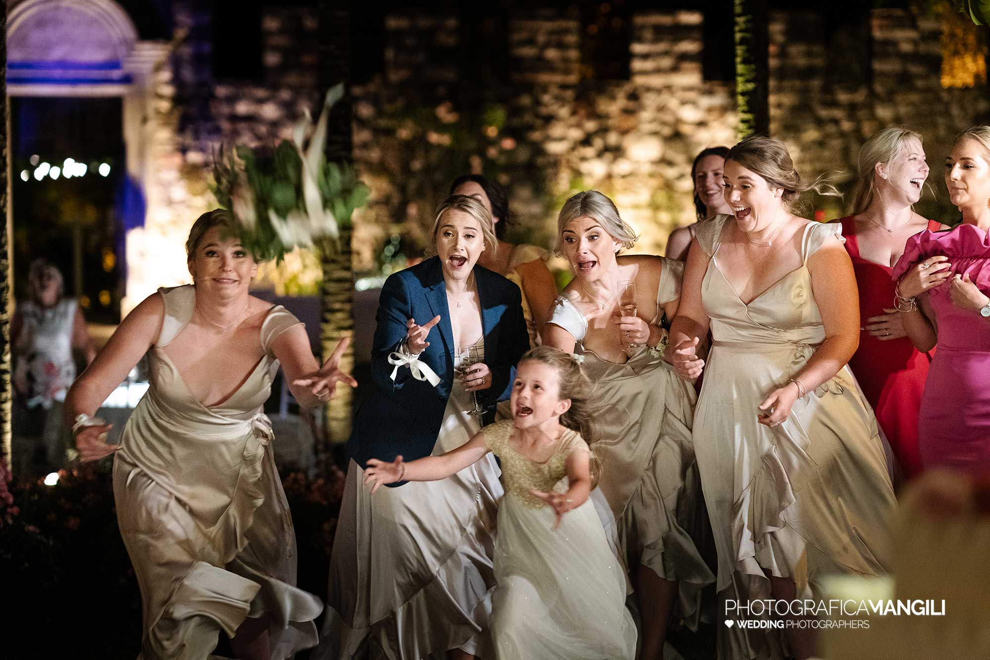 132 wedding day bouquet launch reportage photography 1 132 wedding day bouquet launch reportage photography 1