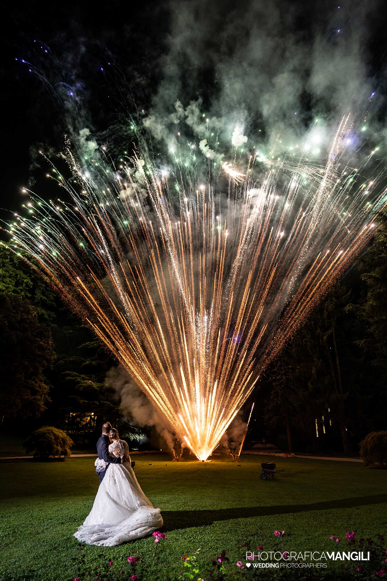 137 best italian wedding photographer fireworks 1