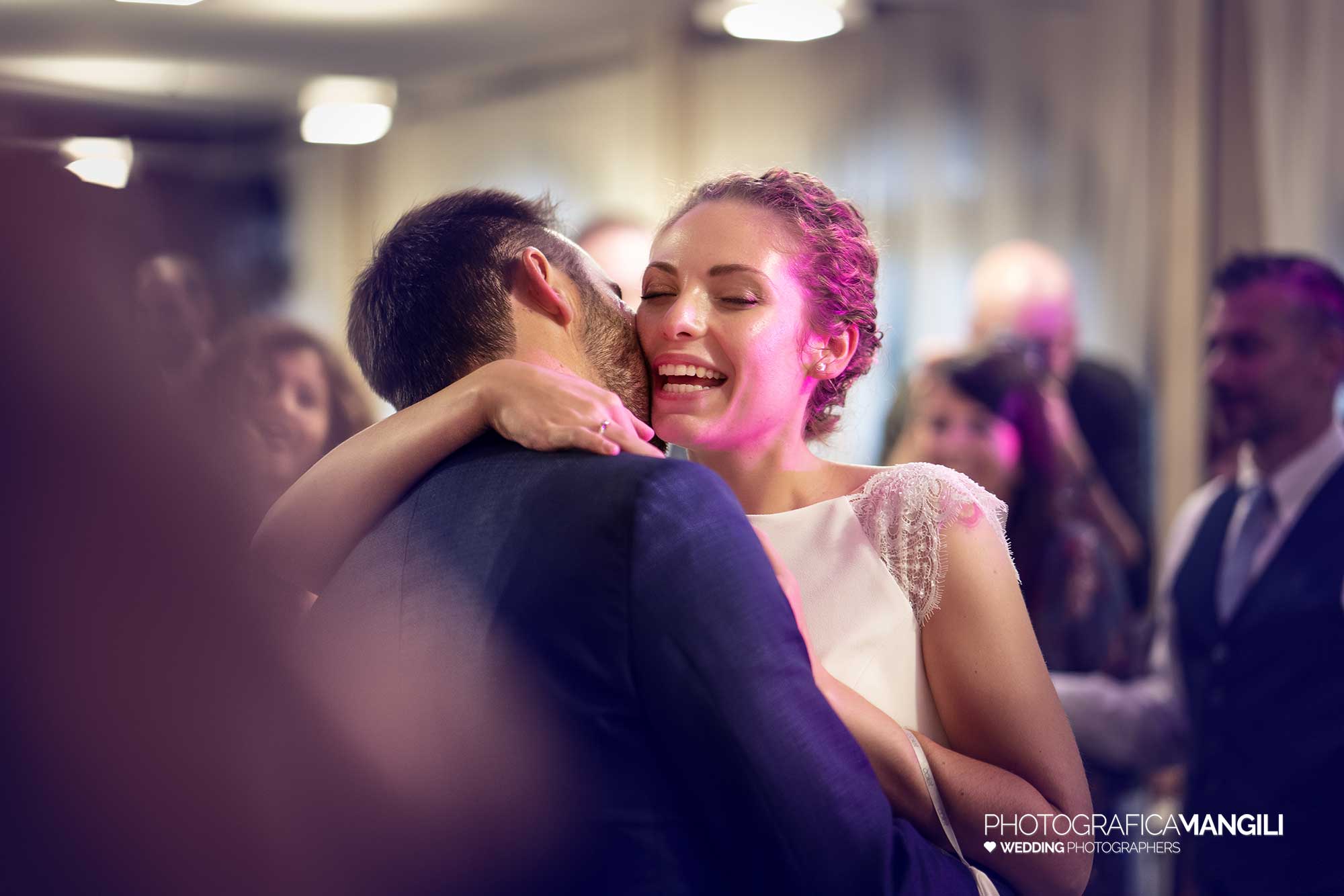 150 newlyweds first dance reportage wedding photohraphy 1 150 newlyweds first dance reportage wedding photohraphy 1