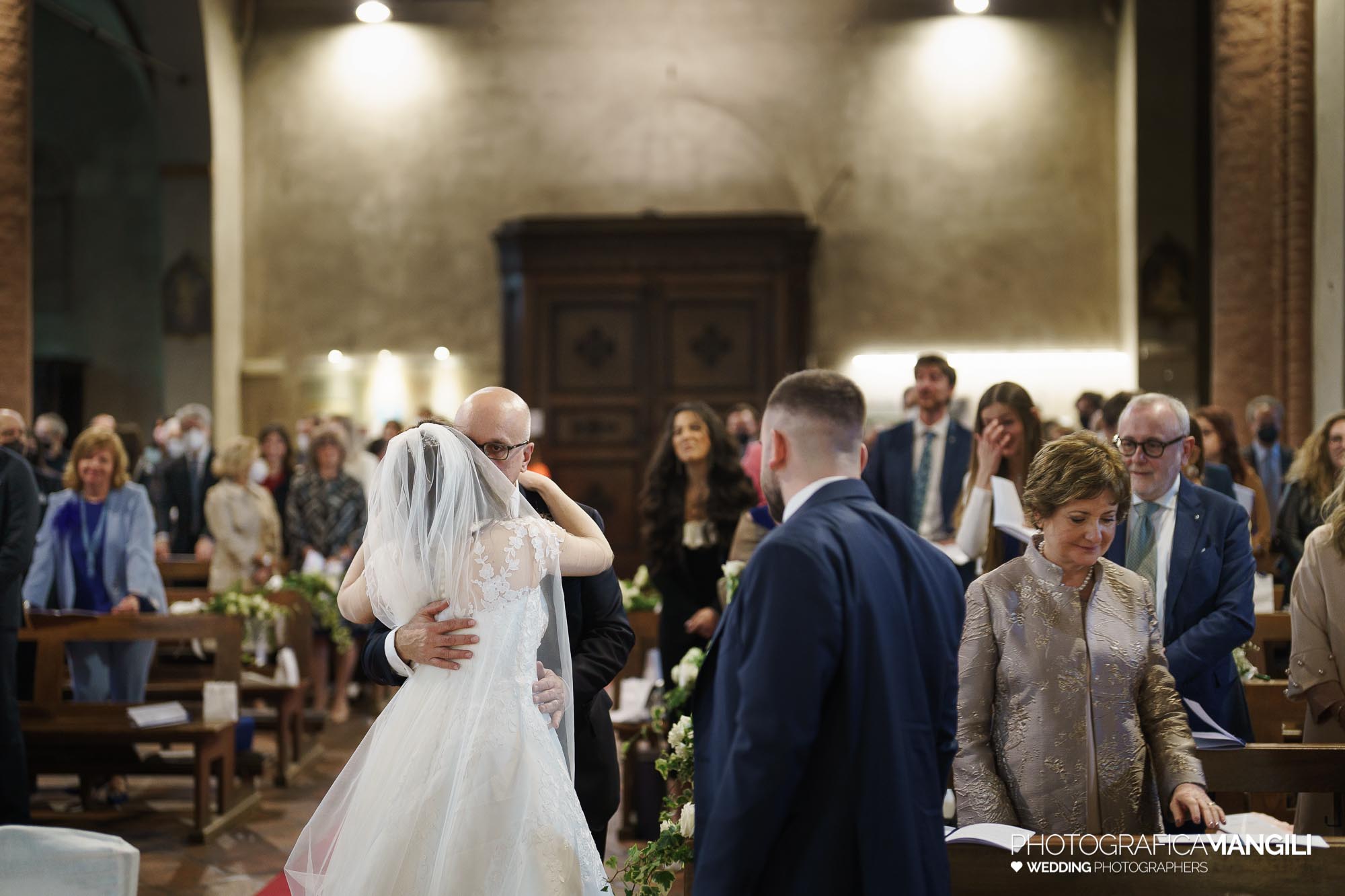 034 foto nozze wedding reportage sposi rito religioso pace chiesa milano chiara oliviero