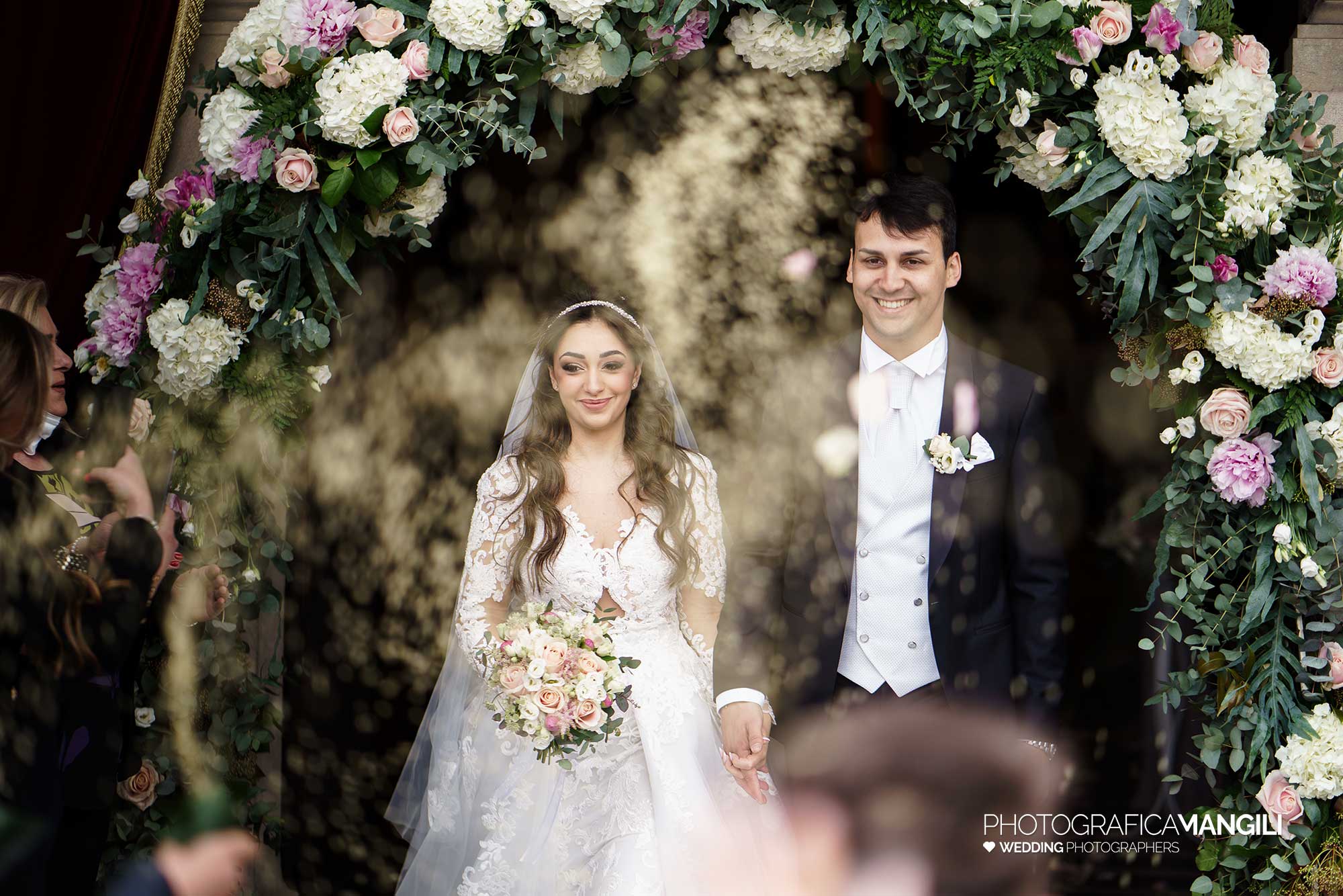 040 fotografo matrimonio wedding reportage usita chiesa sposi cislago varese yvonne marco 040 fotografo matrimonio wedding reportage usita chiesa sposi cislago varese yvonne marco