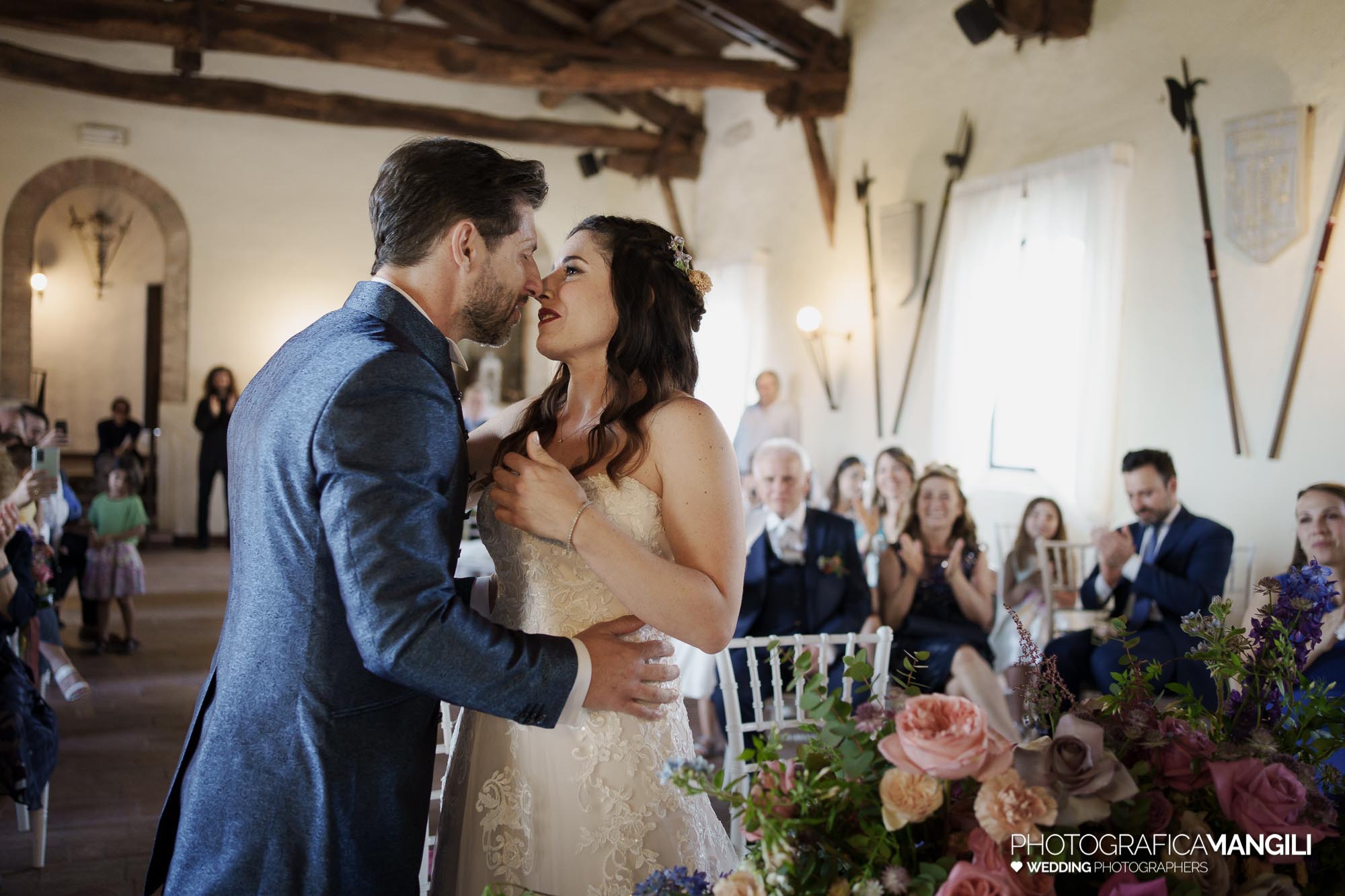 foto matrimonio castello di cornegliano bertario truccazzano milano sara simone 035