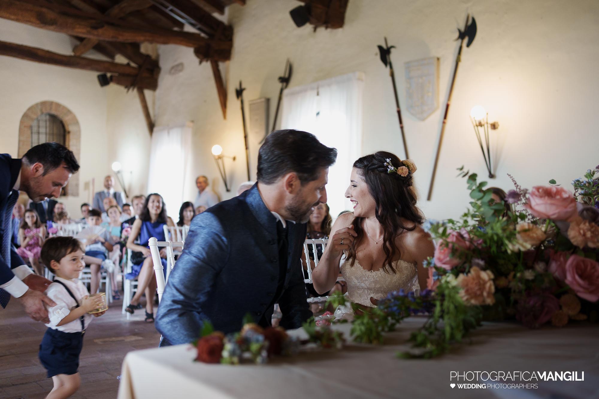 foto matrimonio castello di cornegliano bertario truccazzano milano sara simone 036