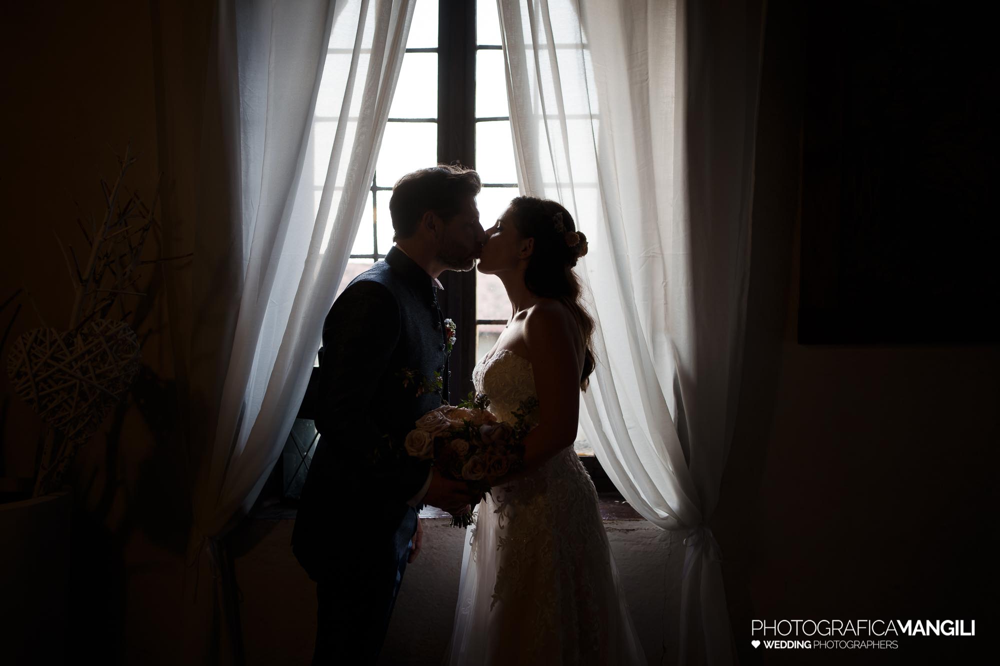 foto matrimonio castello di cornegliano bertario truccazzano milano sara simone 059