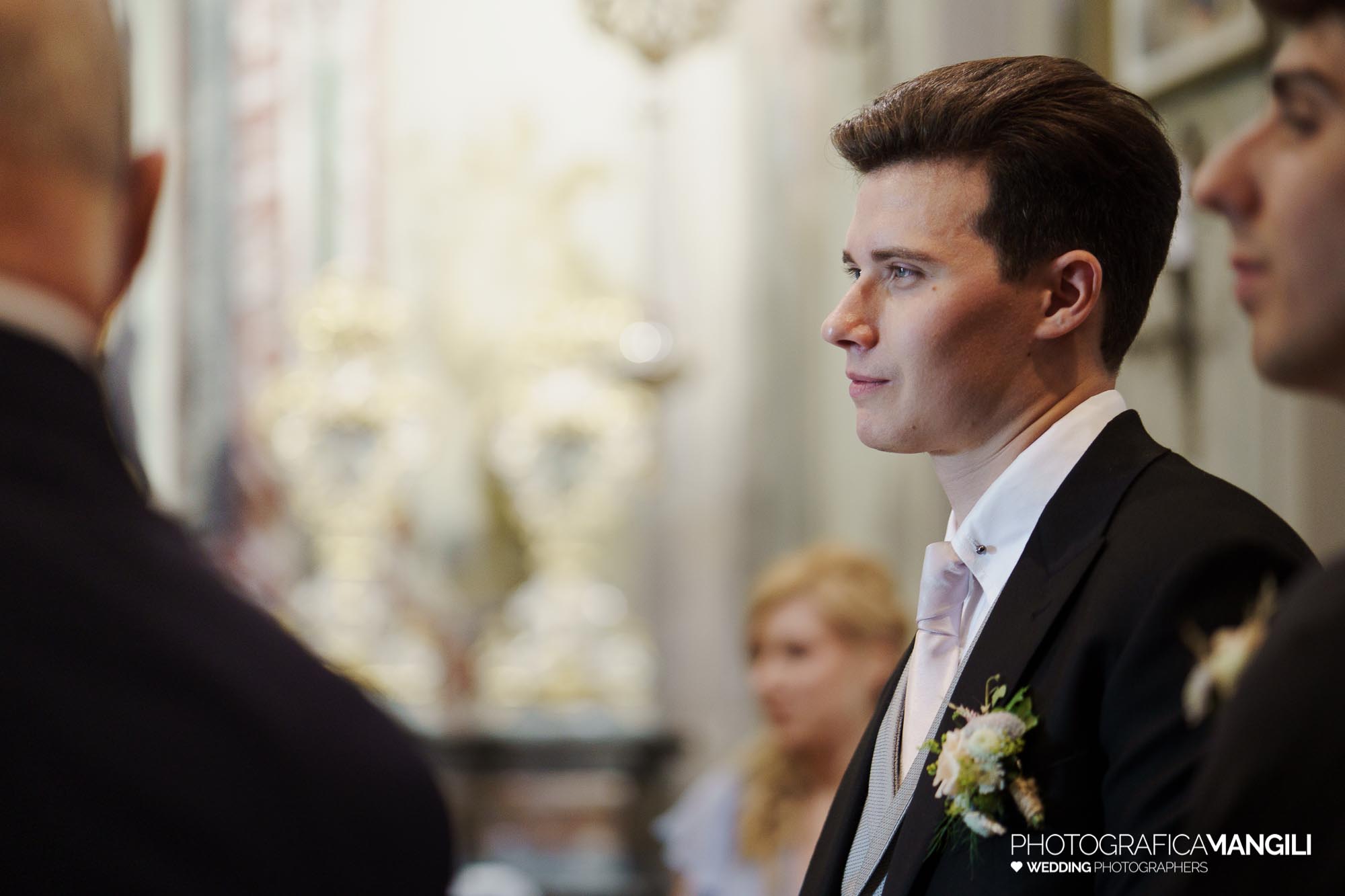 fotografo matrimonio villa subaglio ingresso sposa federica riccardo 034