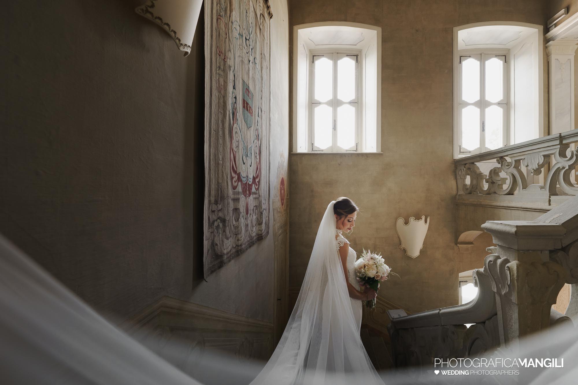 fotografo matrimonio villa subaglio preparazione sposa federica riccardo 025