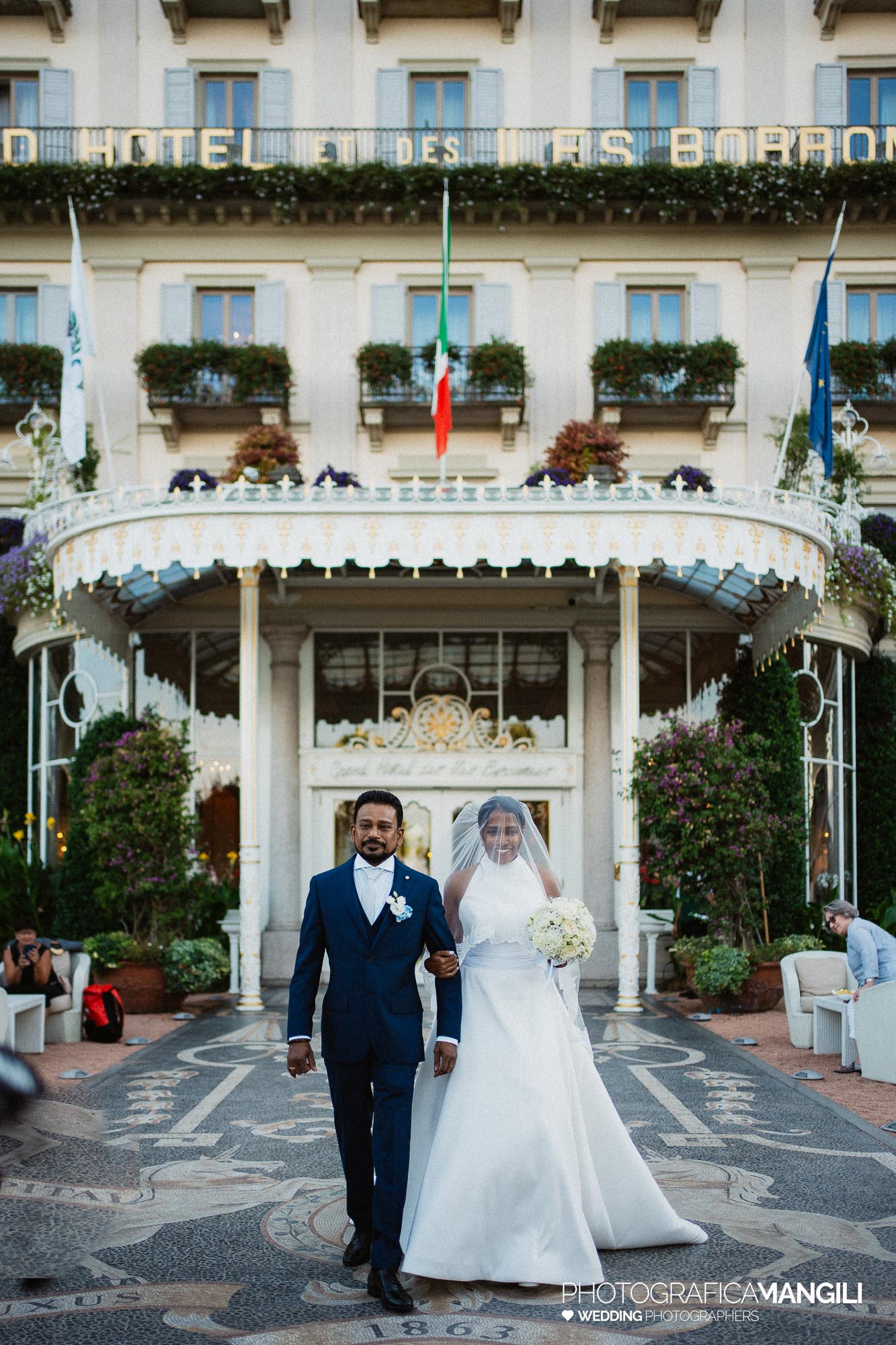 wedding photo grand hotel des iles borromees lake maggiore italy amanda davide 066