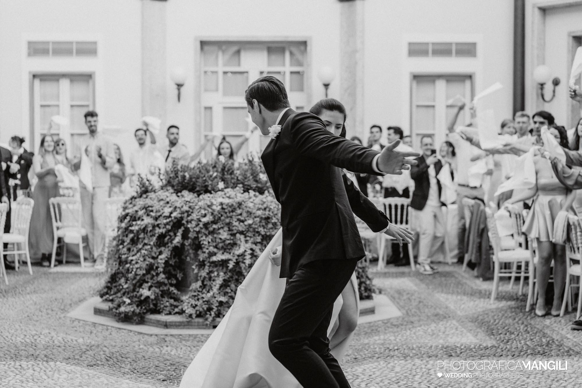 wedding photo villa esengrini montalbano varese lorena sebastian 072 wedding photo villa esengrini montalbano varese lorena sebastian 072