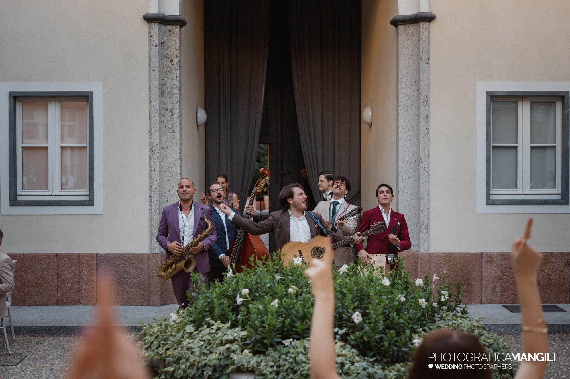 wedding photo villa esengrini montalbano varese lorena sebastian 077 wedding photo villa esengrini montalbano varese lorena sebastian 077