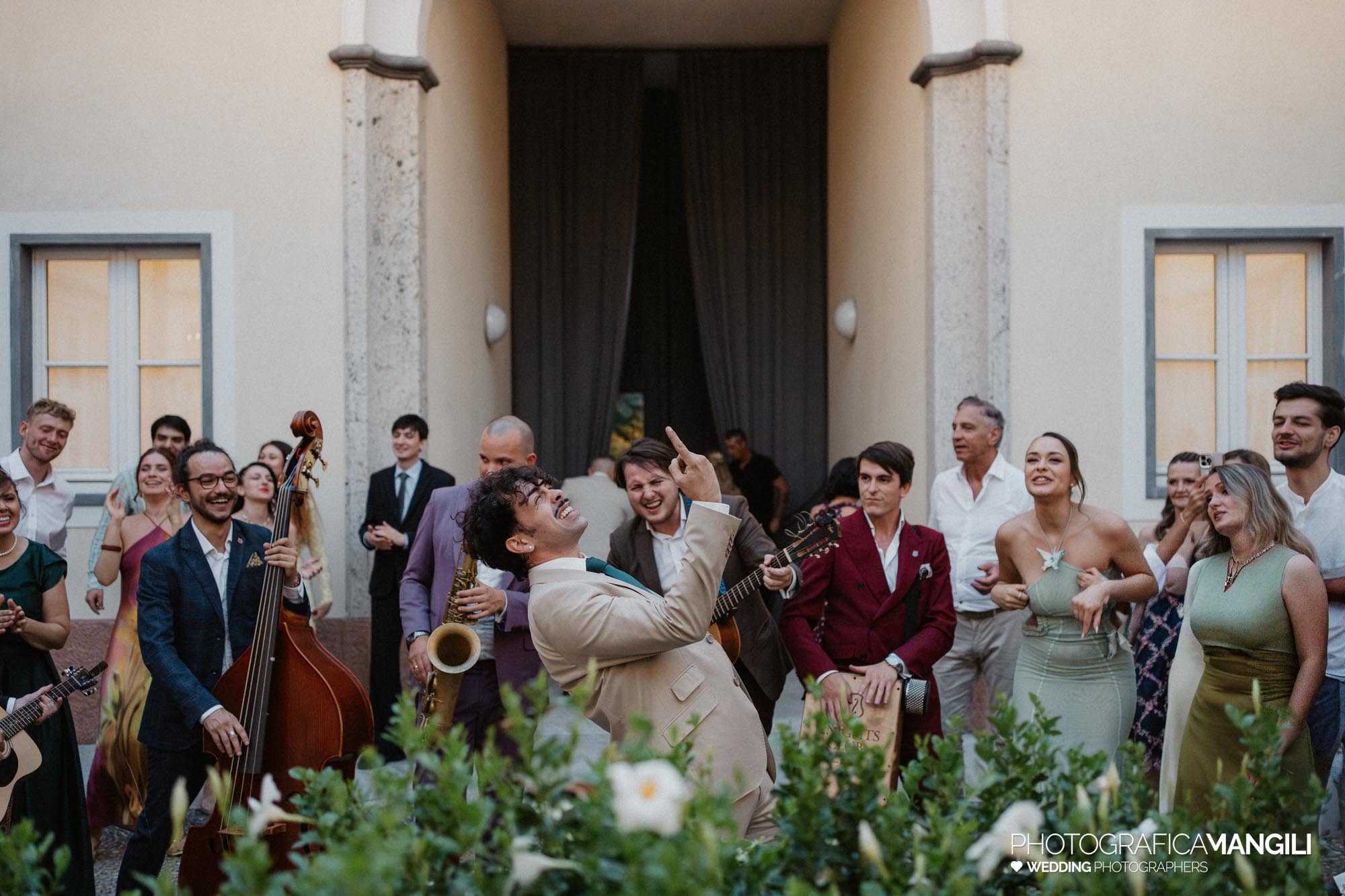 wedding photo villa esengrini montalbano varese lorena sebastian 083 wedding photo villa esengrini montalbano varese lorena sebastian 083