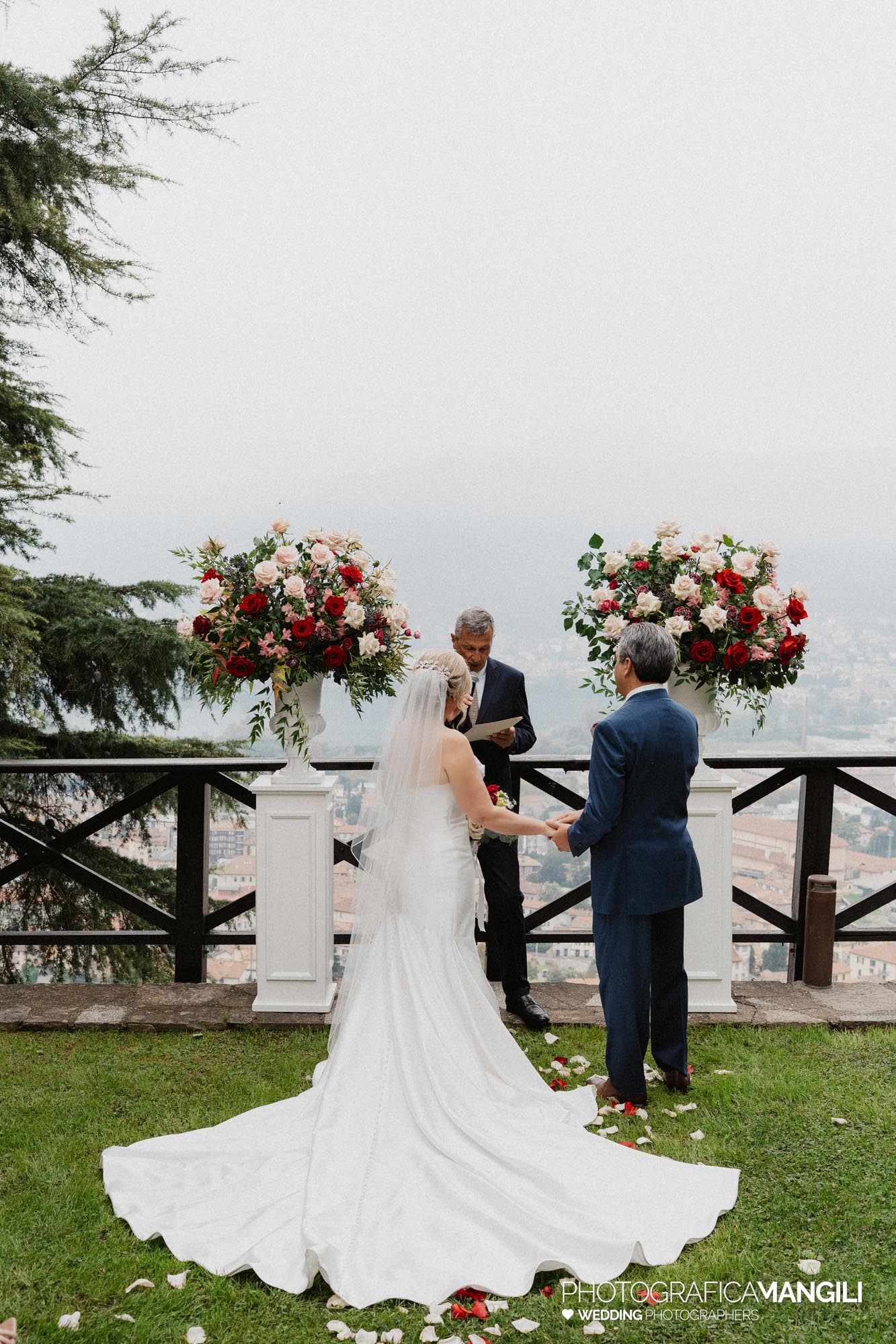 wedding photographer castello di rossino lake como diane james 048