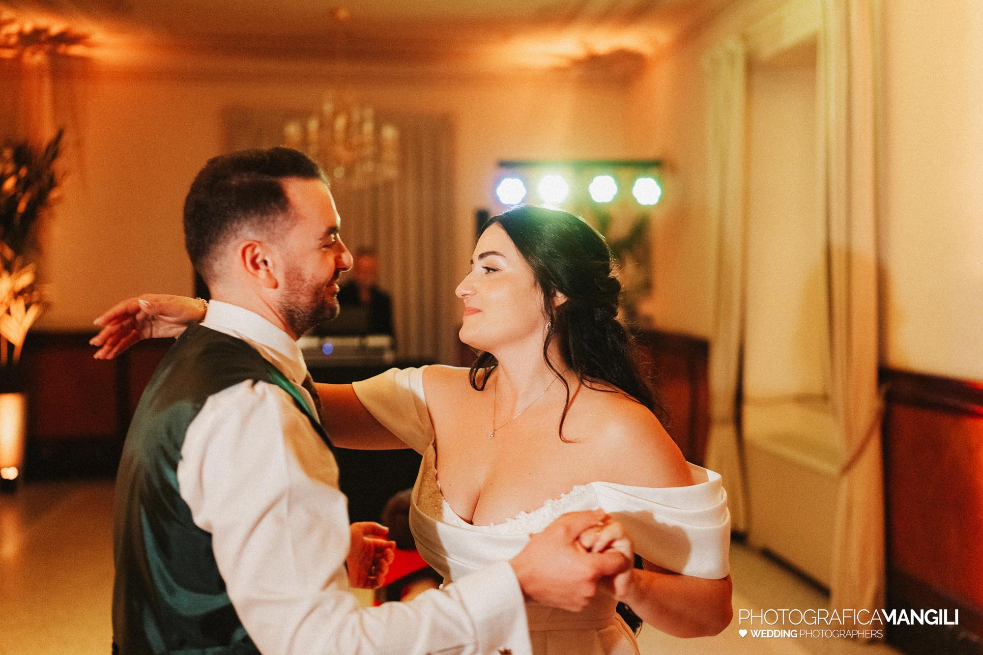 wedding photographer villa aura del lago lake como bernice malcolm 182