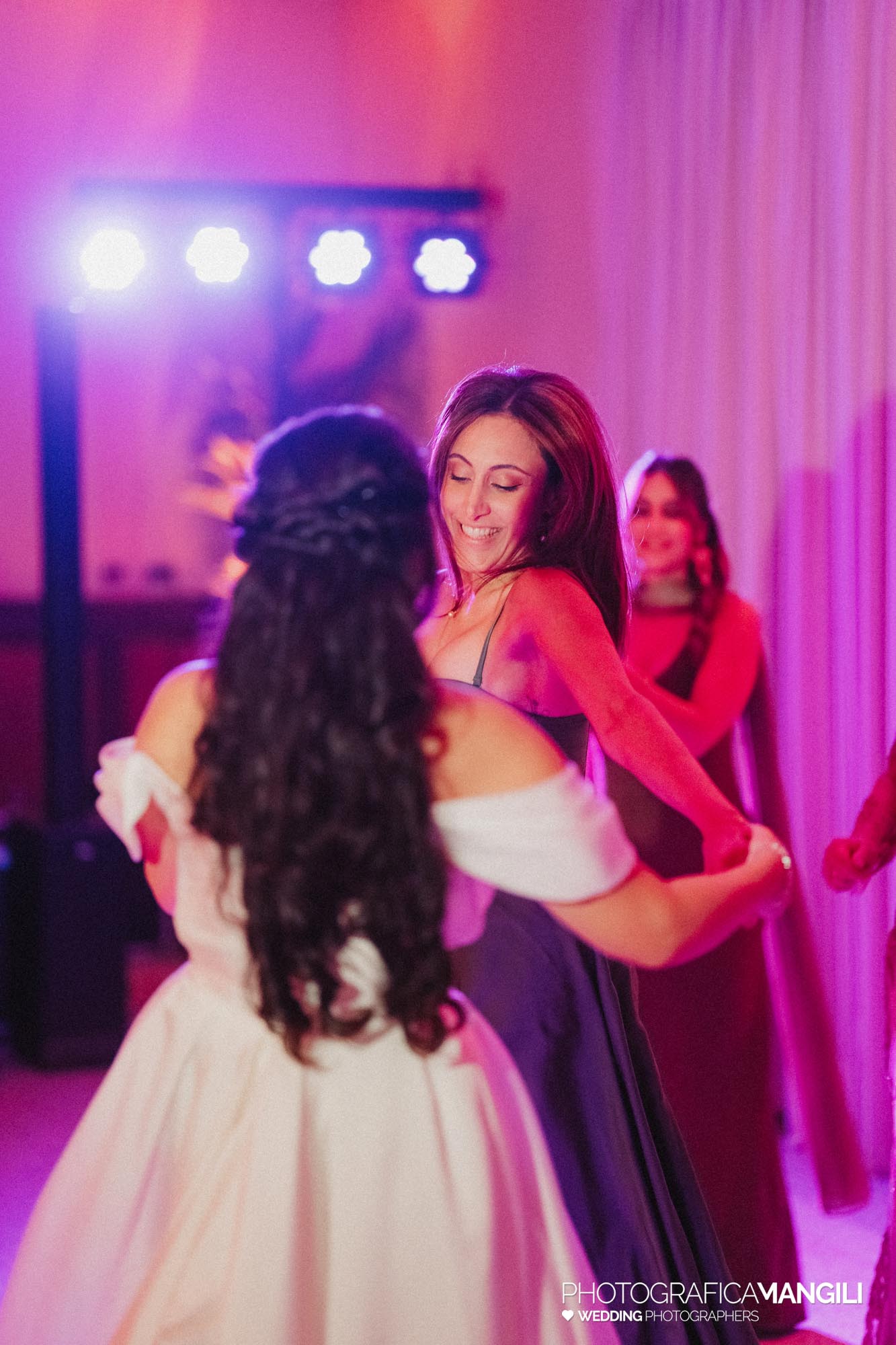 wedding photographer villa aura del lago lake como bernice malcolm 197