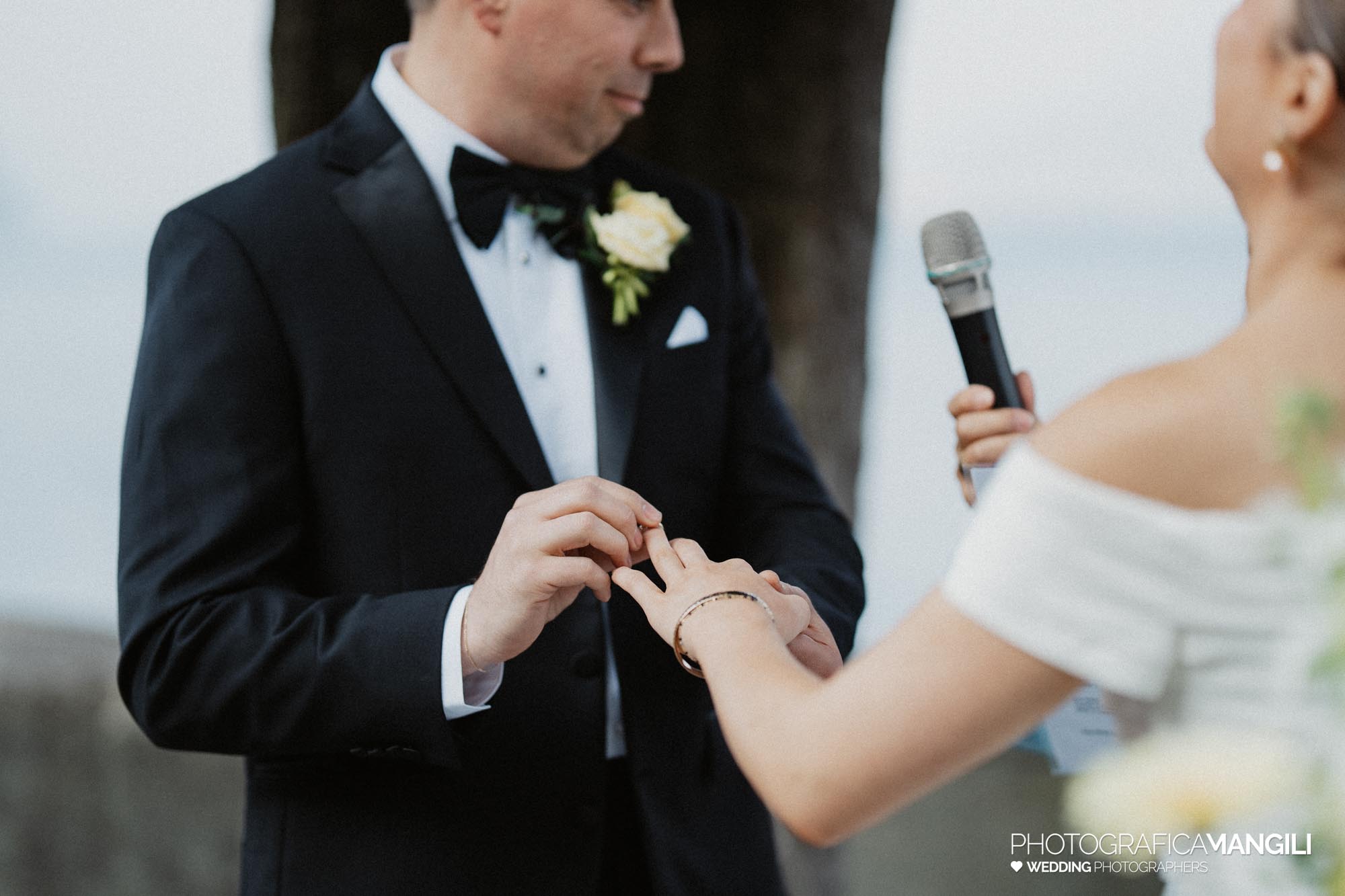 wedding photographeraura del lago lake como sophie neill 065