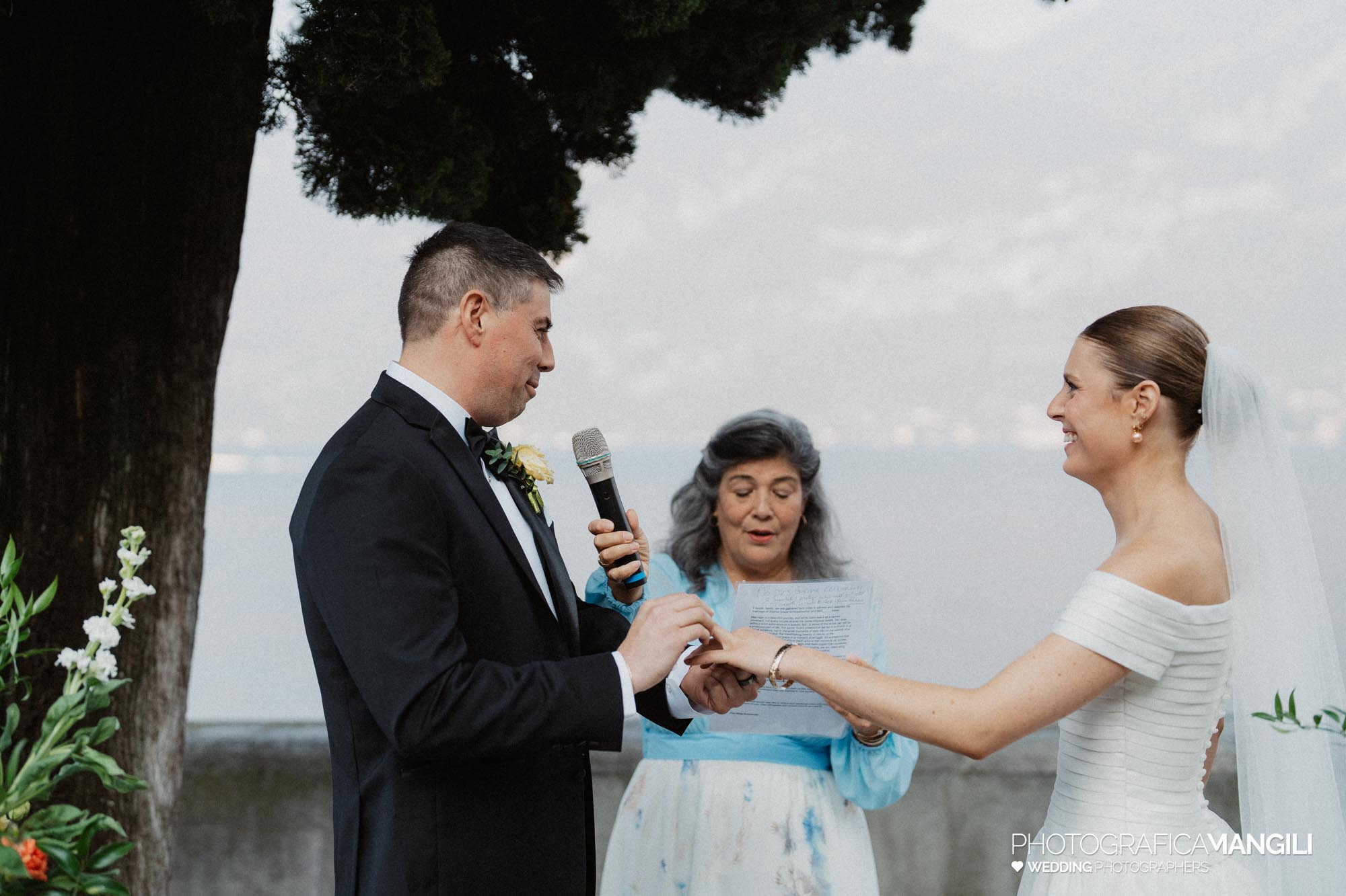 wedding photographeraura del lago lake como sophie neill 066