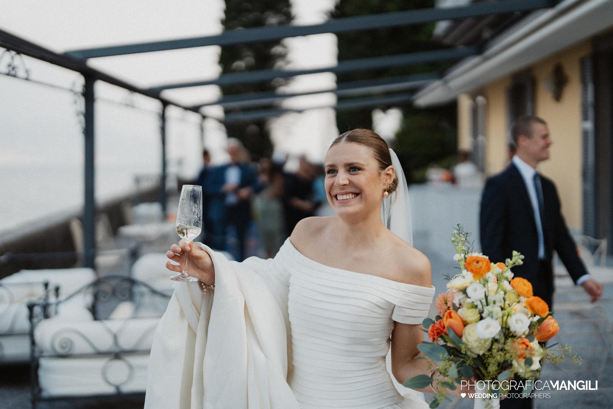 wedding photographeraura del lago lake como sophie neill 076