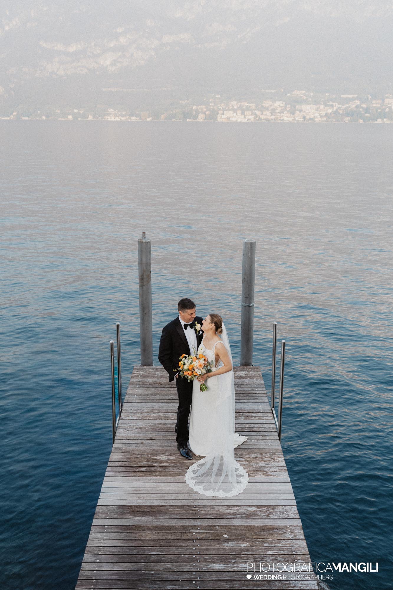 wedding photographeraura del lago lake como sophie neill 102