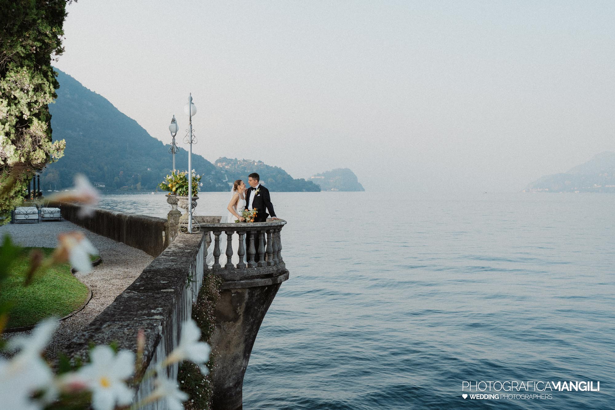 wedding photographeraura del lago lake como sophie neill 104