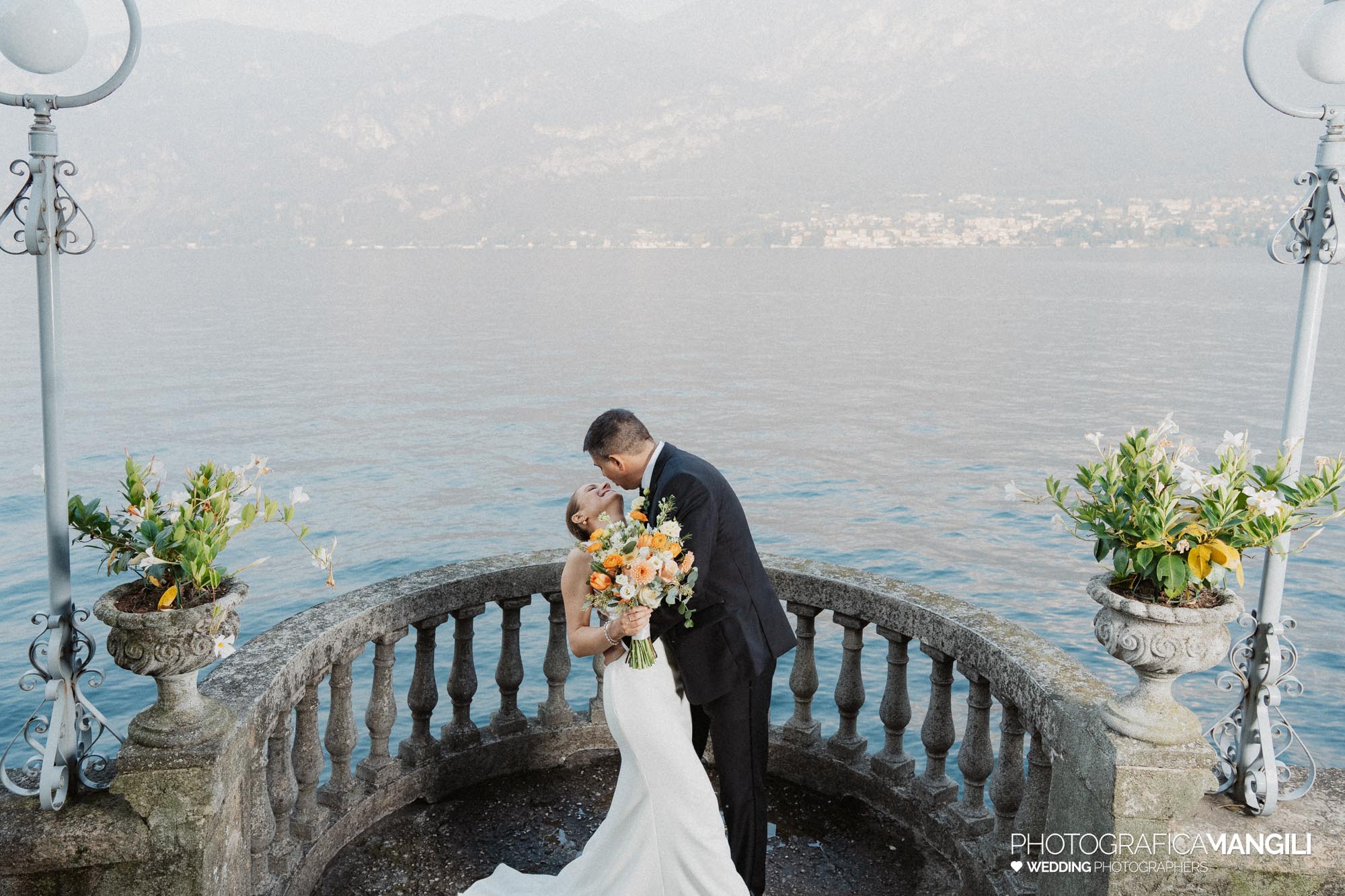 wedding photographeraura del lago lake como sophie neill 106