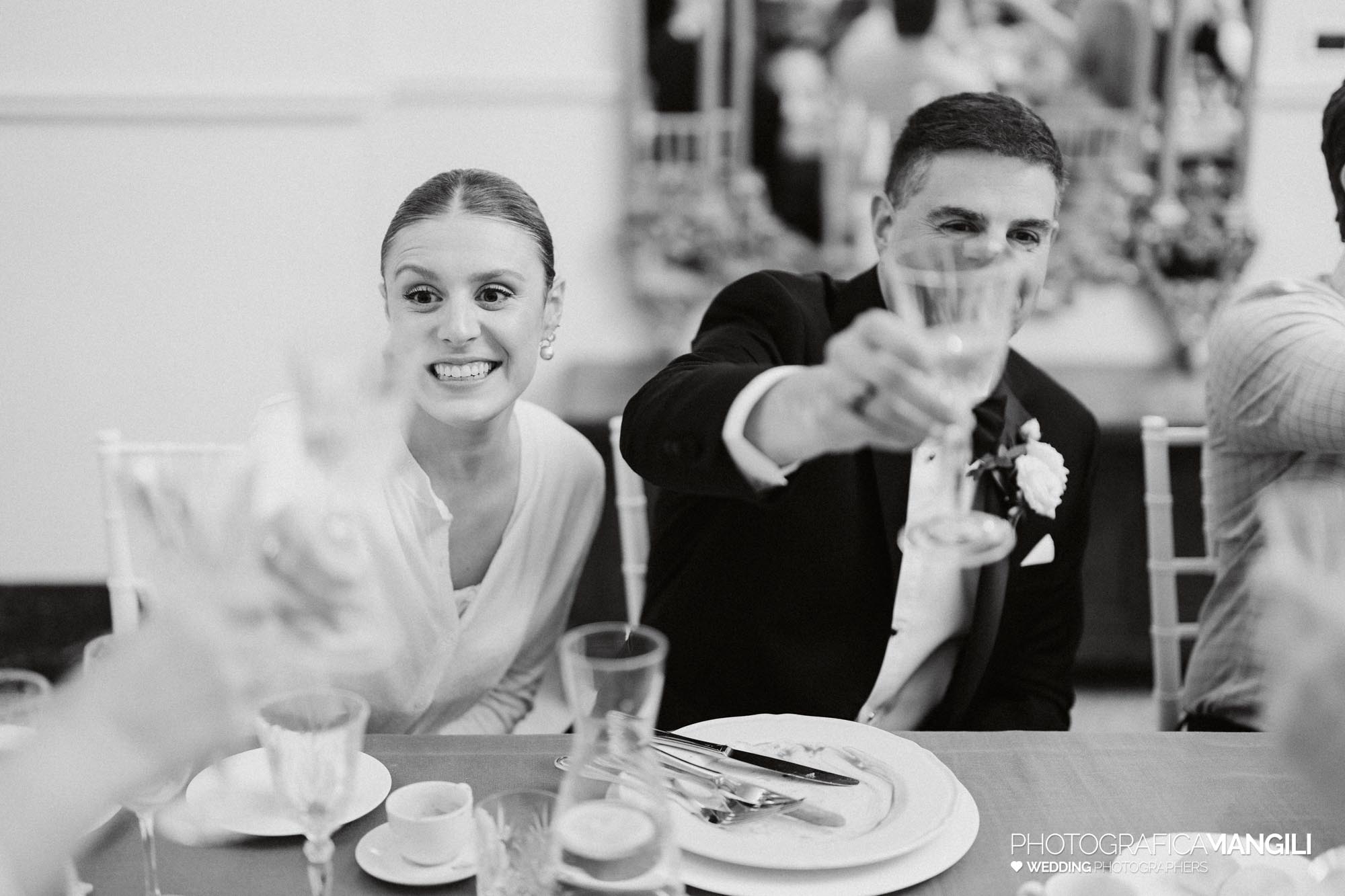 wedding photographeraura del lago lake como sophie neill 136