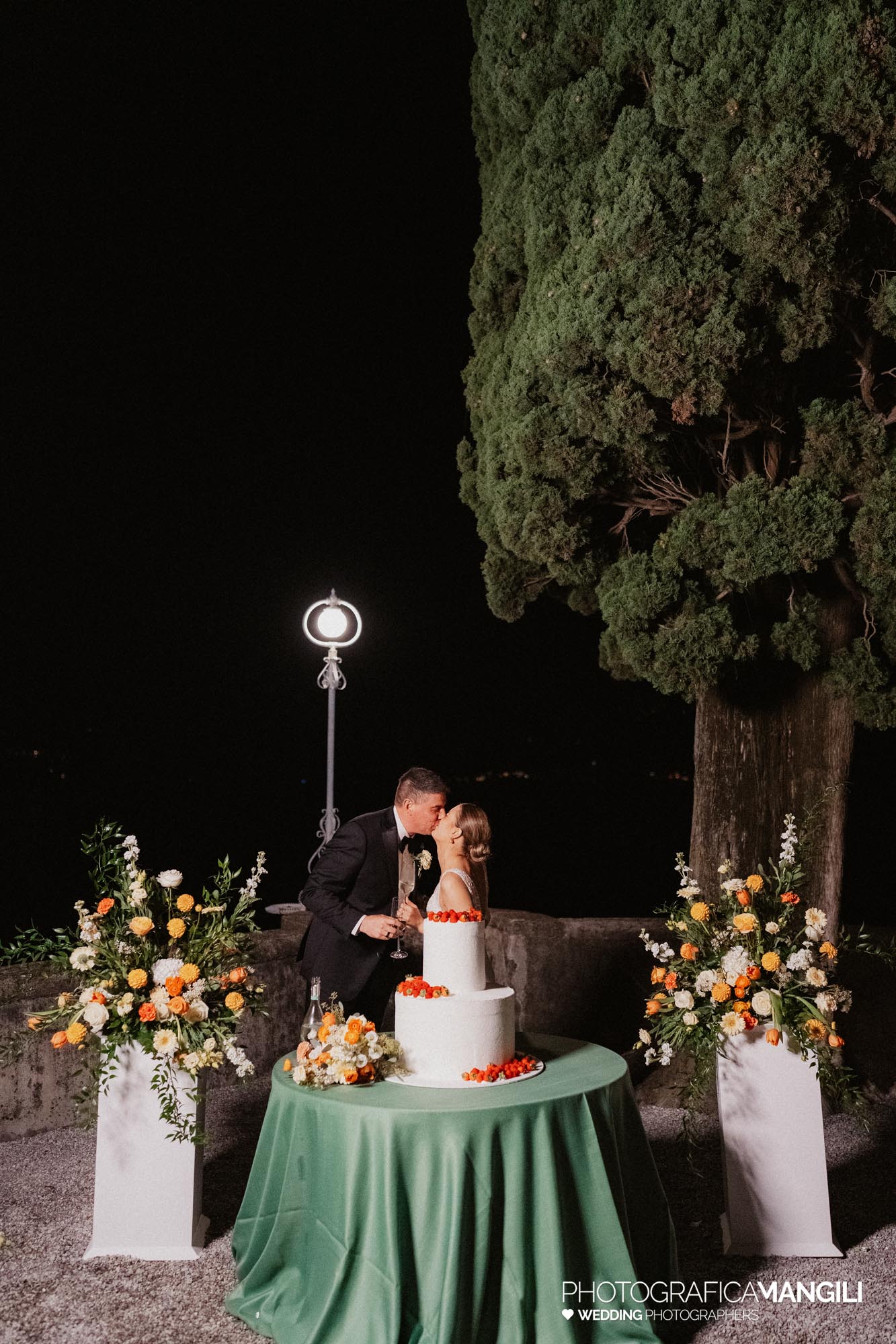 wedding photographeraura del lago lake como sophie neill 150