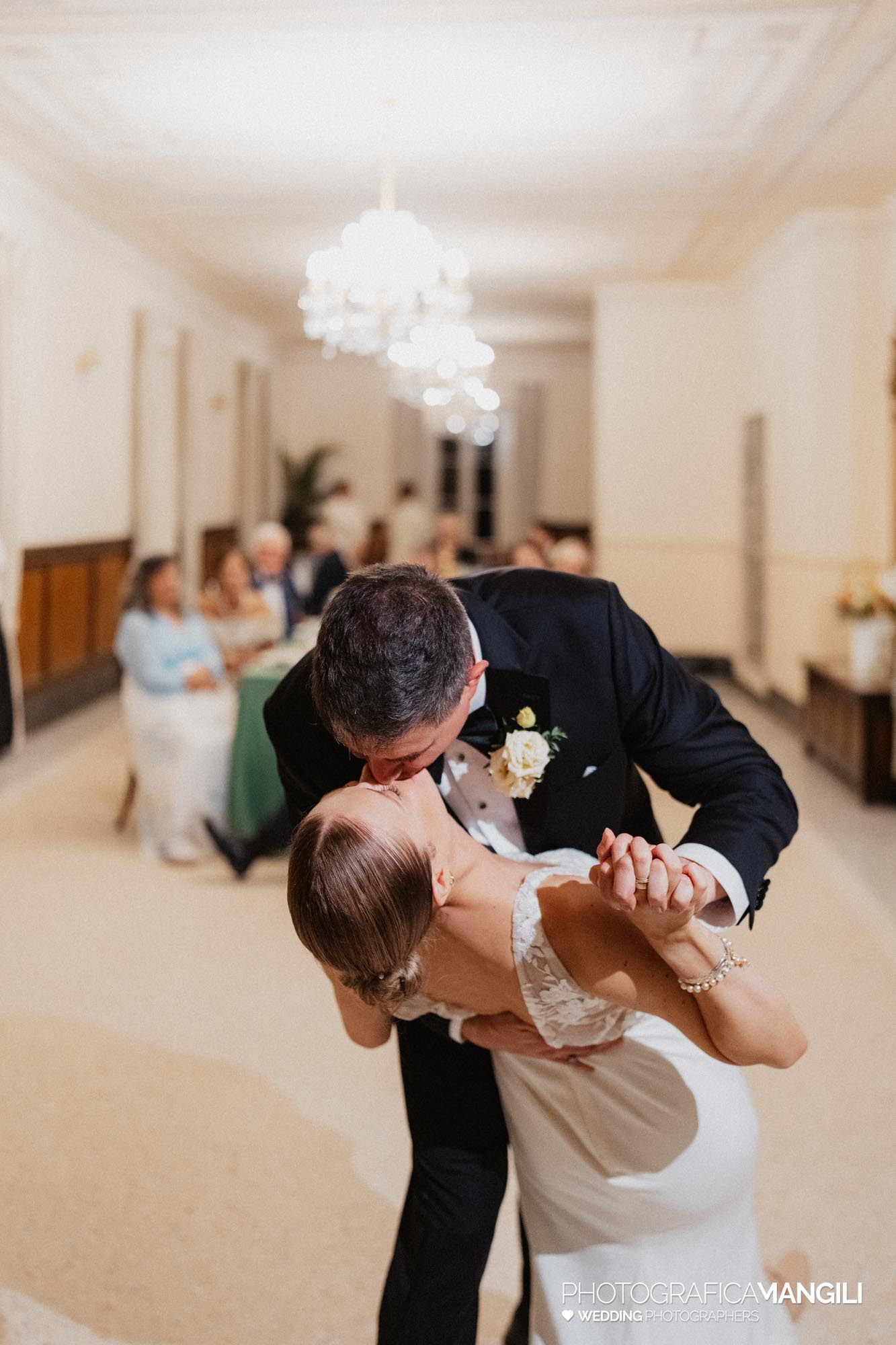 wedding photographeraura del lago lake como sophie neill 153